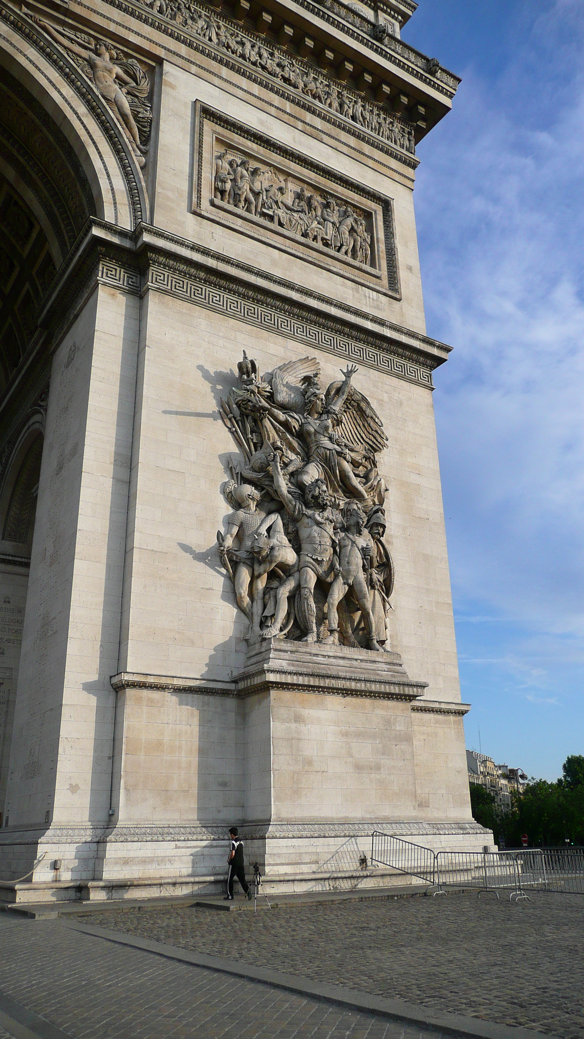 Picture France Paris Etoile and Arc de Triomphe 2007-06 25 - Tour Etoile and Arc de Triomphe