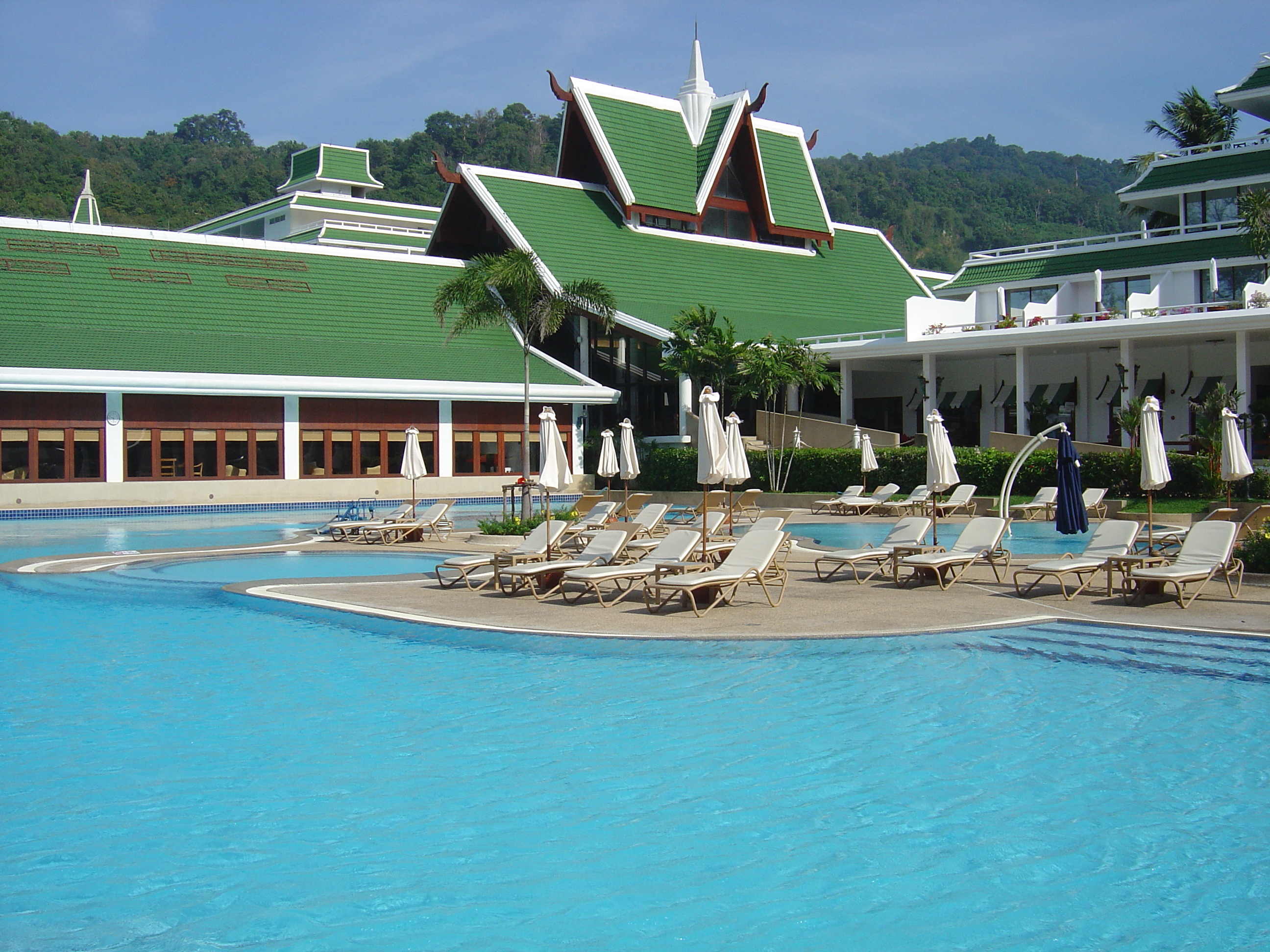 Picture Thailand Phuket Meridien Phuket Beach Hotel 2005-12 78 - History Meridien Phuket Beach Hotel