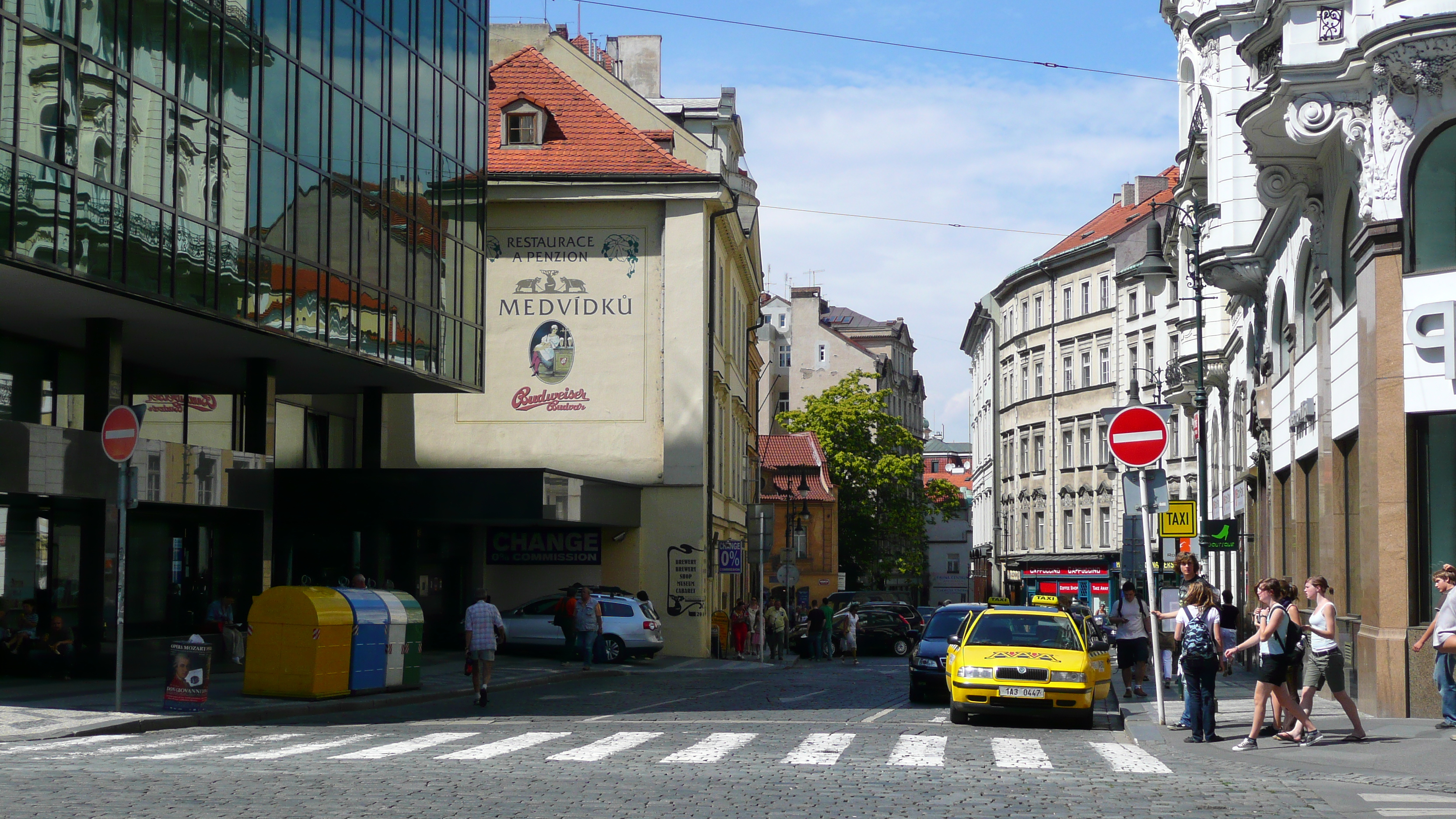 Picture Czech Republic Prague Narodni 2007-07 42 - History Narodni