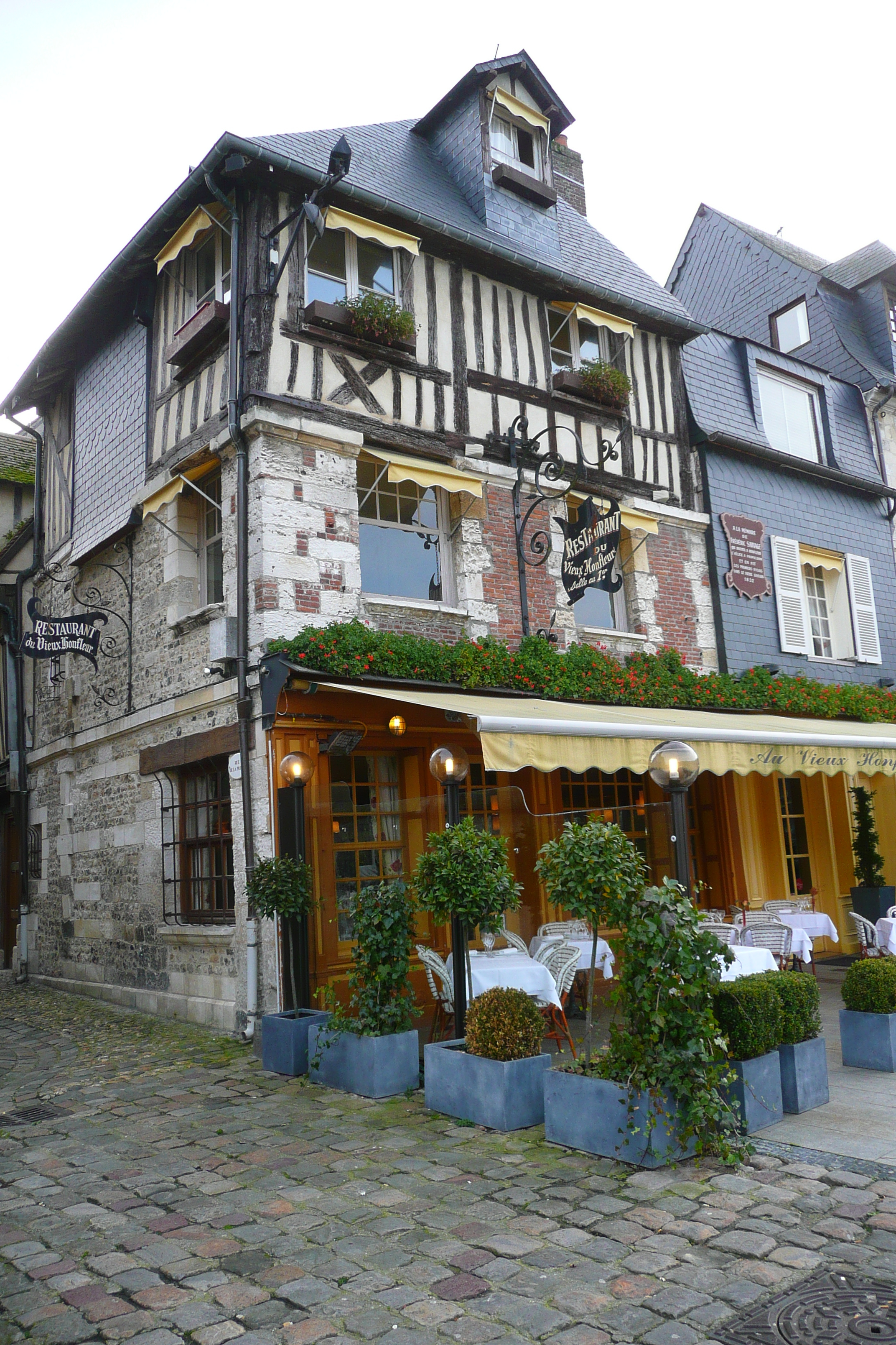 Picture France Honfleur 2008-10 68 - Center Honfleur