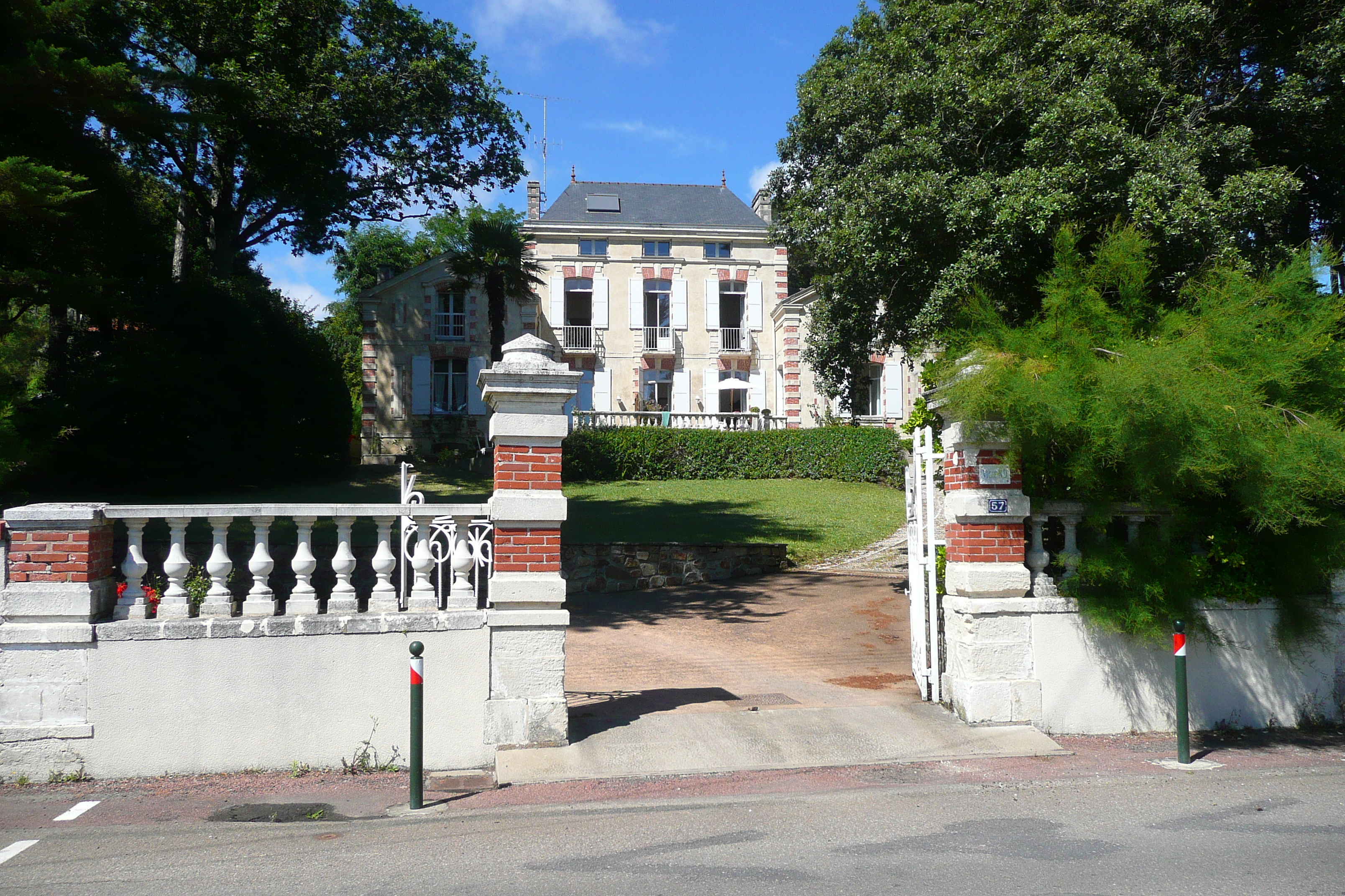 Picture France Pornic Sainte Marie sur Mer 2008-07 49 - Tours Sainte Marie sur Mer