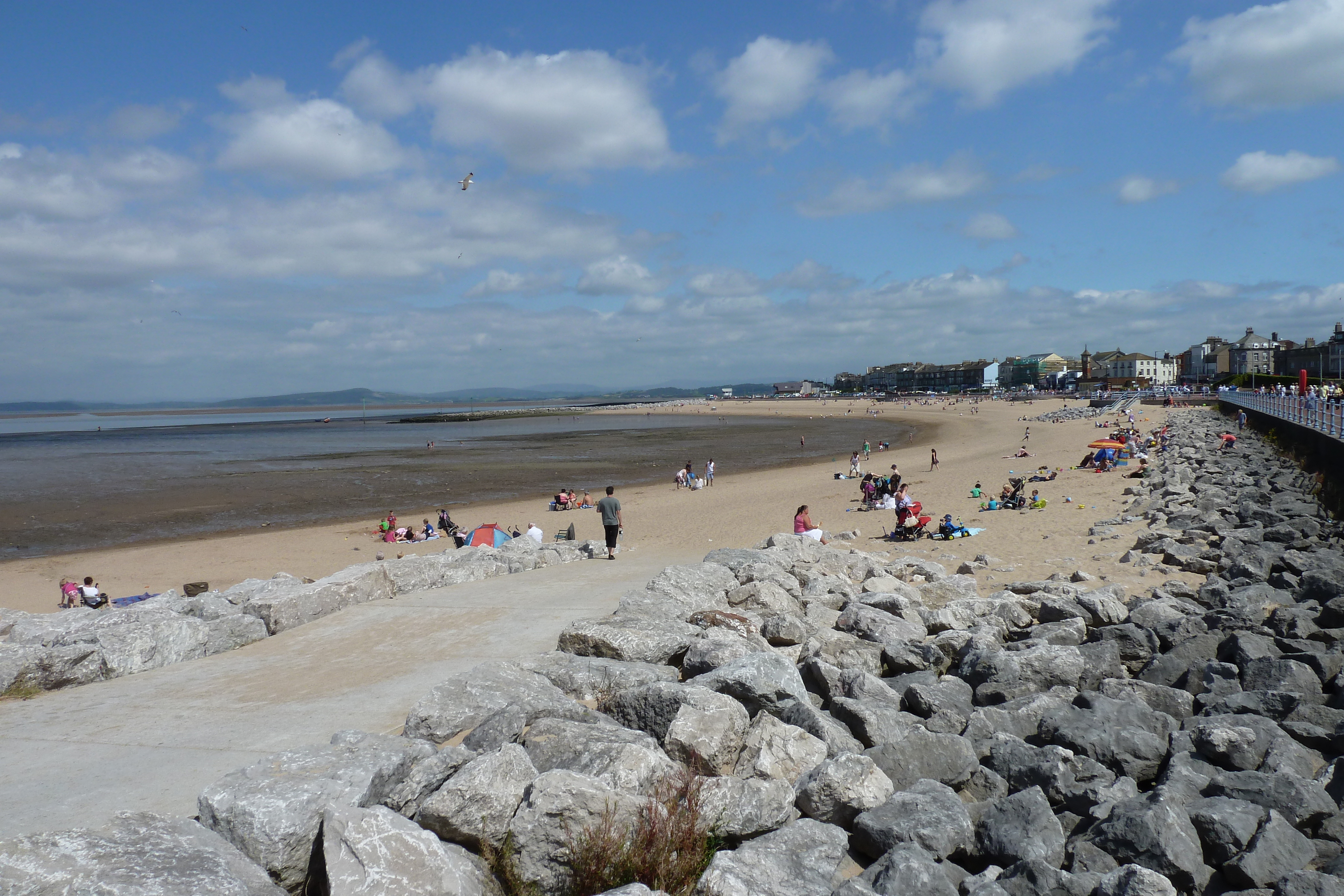 Picture United Kingdom Morecambe 2011-07 26 - Tours Morecambe