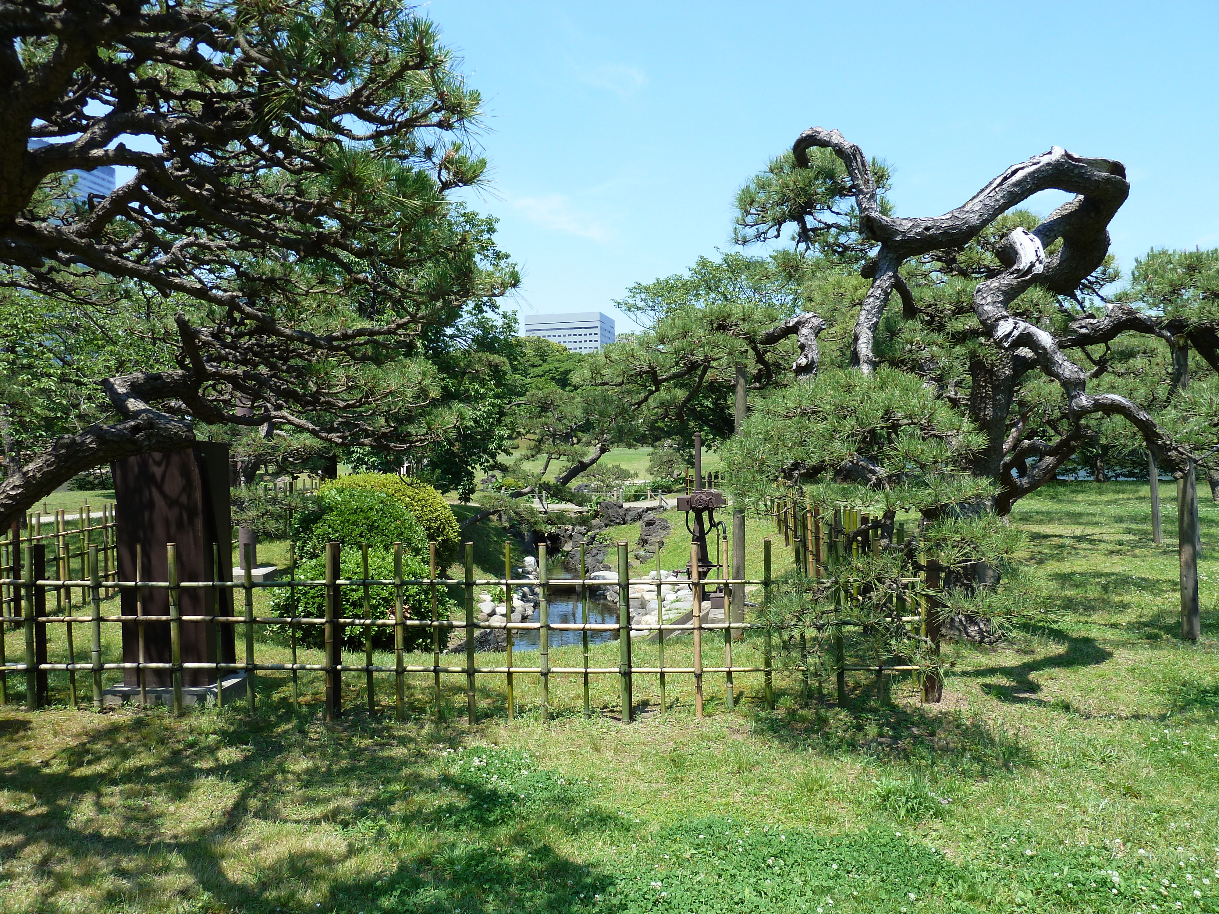 Picture Japan Tokyo Hama rikyu Gardens 2010-06 7 - Center Hama rikyu Gardens