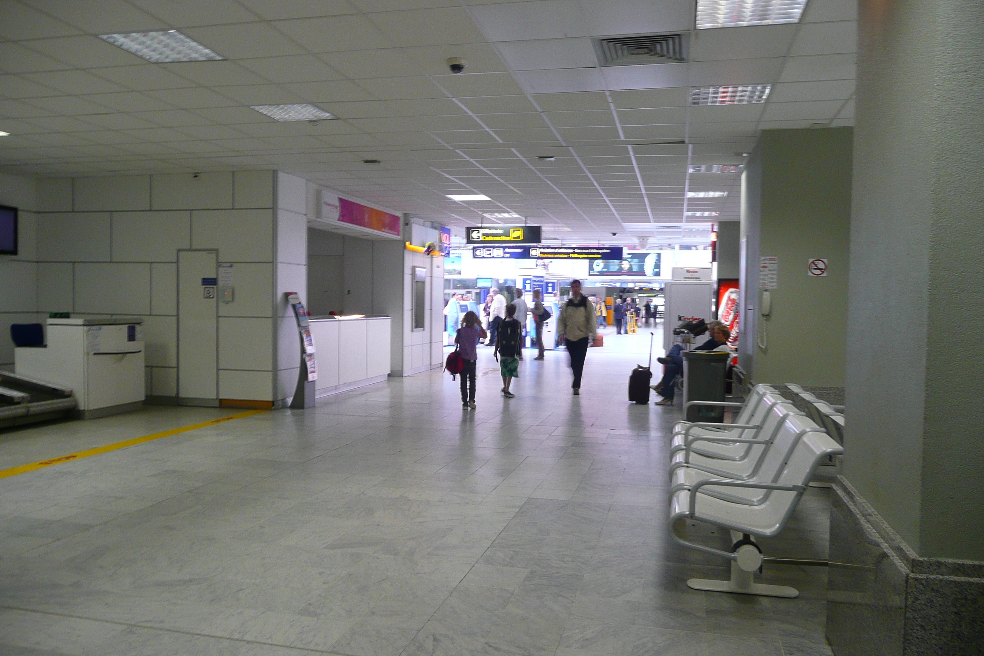 Picture France Nice Airport 2008-04 25 - Tour Nice Airport