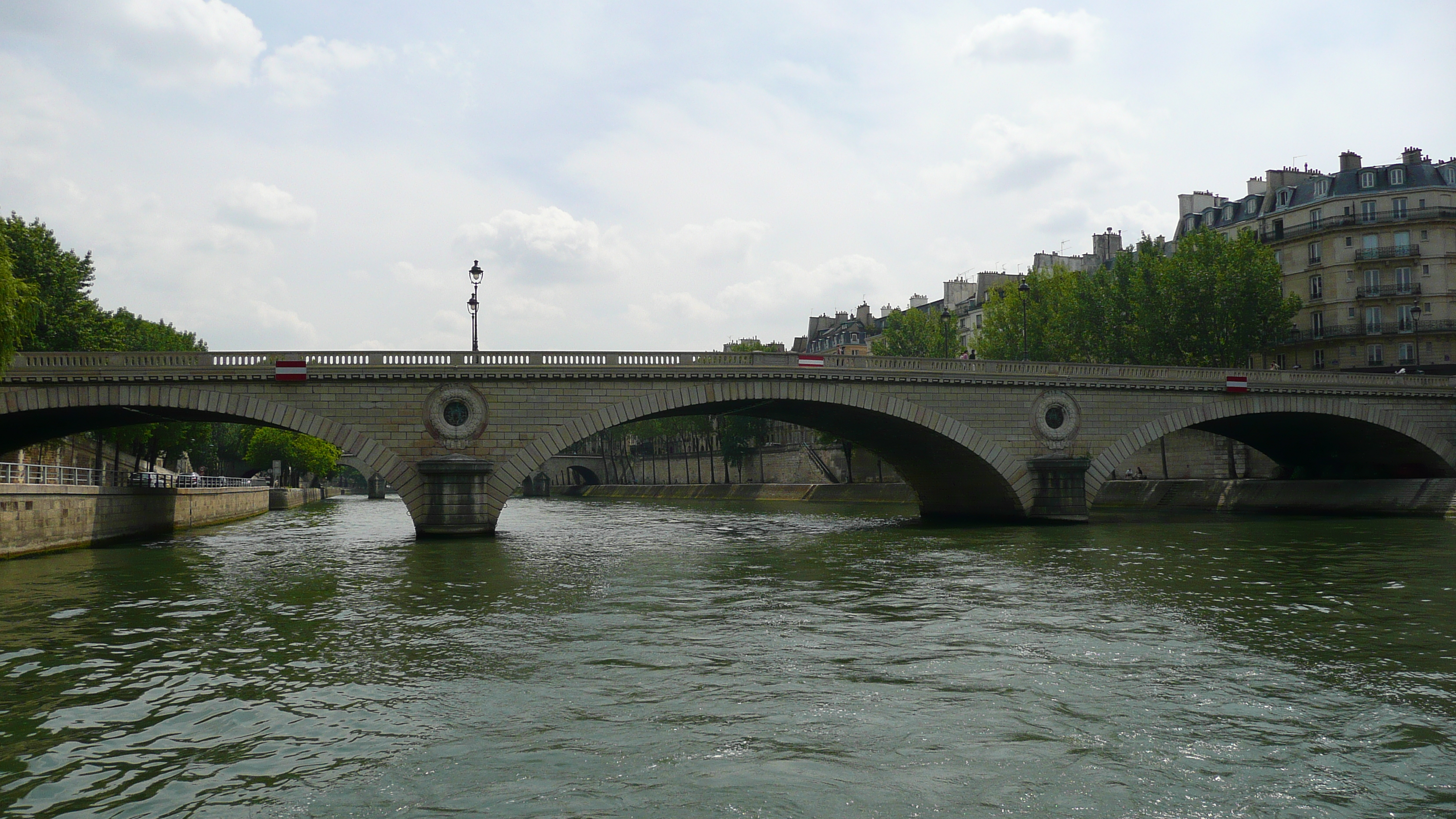 Picture France Paris Seine river 2007-06 196 - Tours Seine river