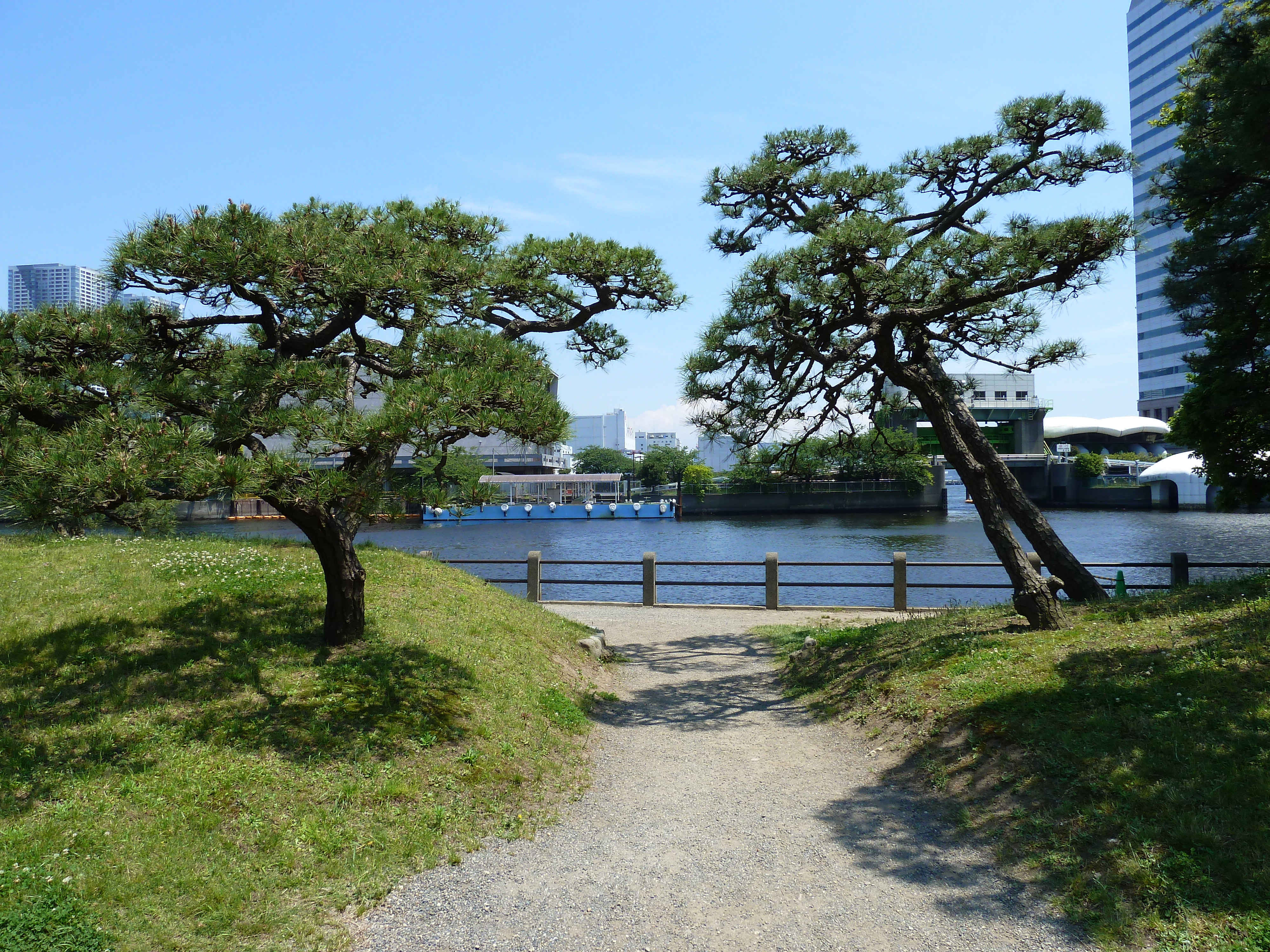 Picture Japan Tokyo Hama rikyu Gardens 2010-06 21 - Center Hama rikyu Gardens