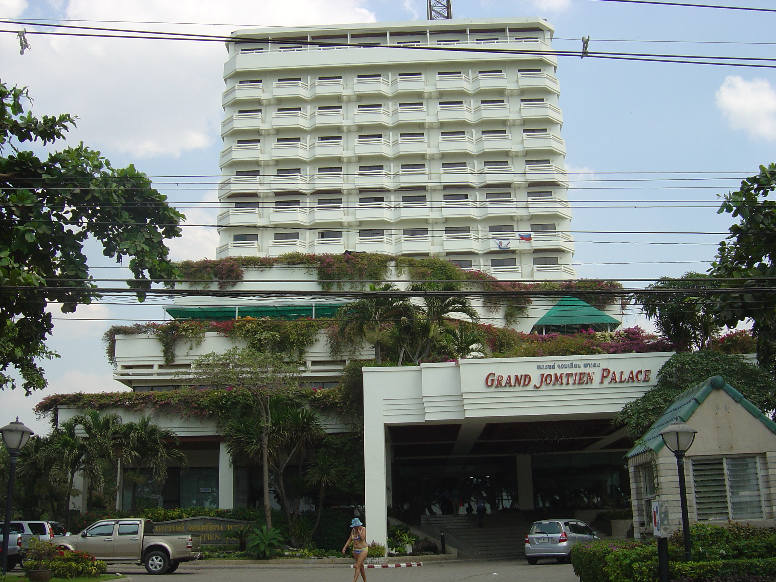 Picture Thailand Jomtien Beach Grand Jomtien Palace Hotel 2005-01 1 - Tour Grand Jomtien Palace Hotel