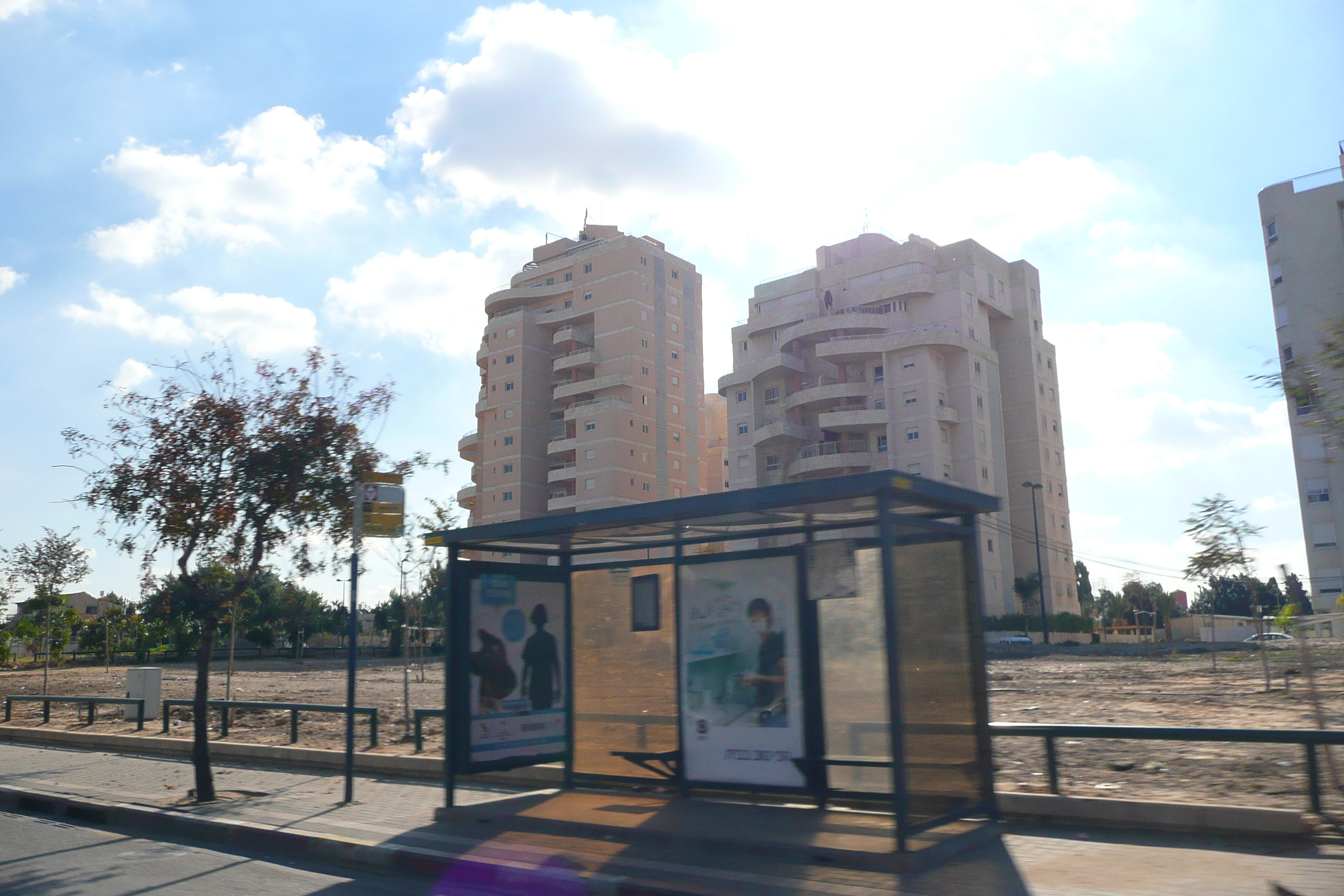 Picture Israel Tel Aviv to Beer Sheva road 2007-12 44 - Center Tel Aviv to Beer Sheva road