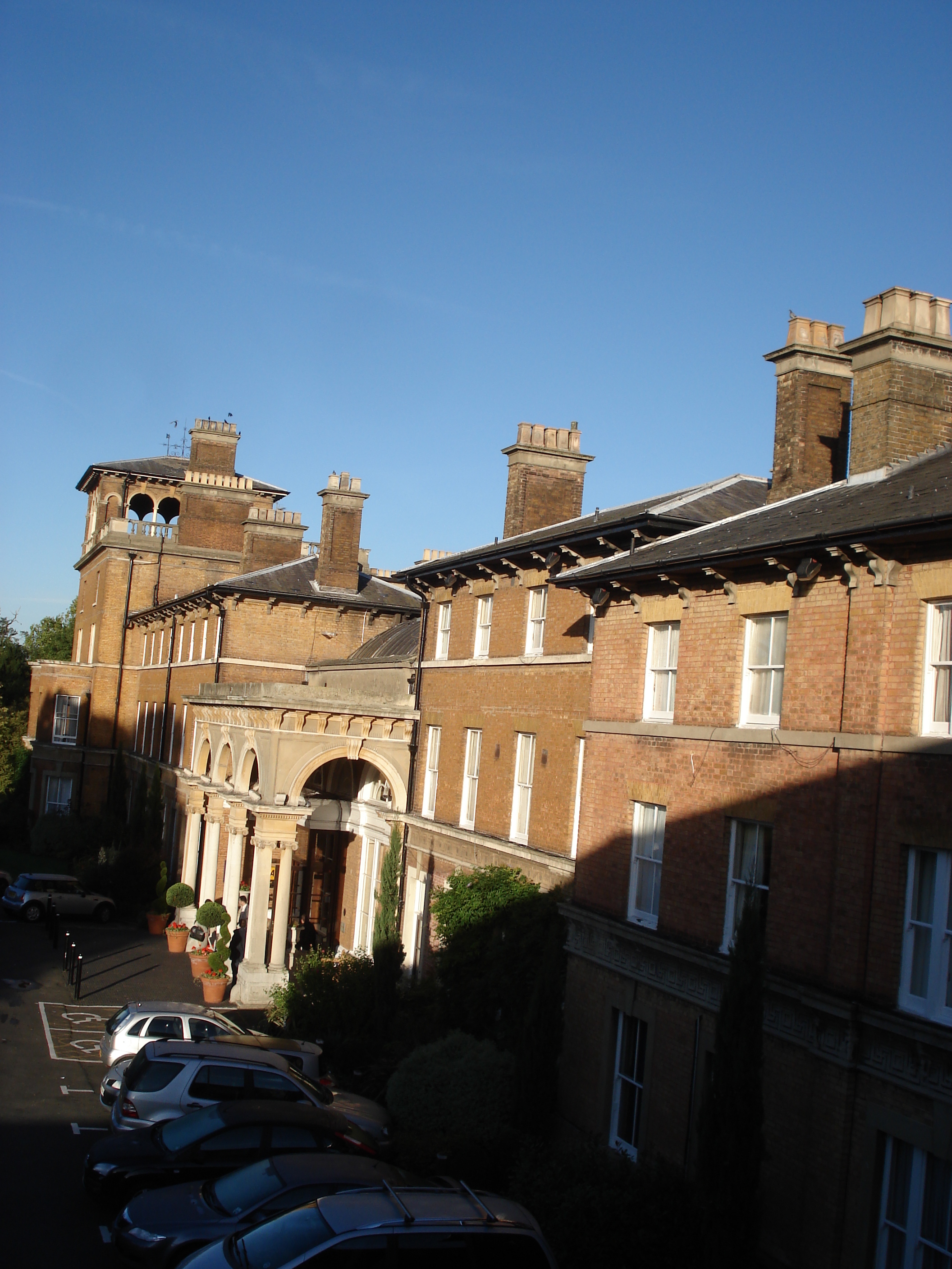 Picture United Kingdom Weybridge Oatlands Park Hotel 2006-10 2 - Around Oatlands Park Hotel