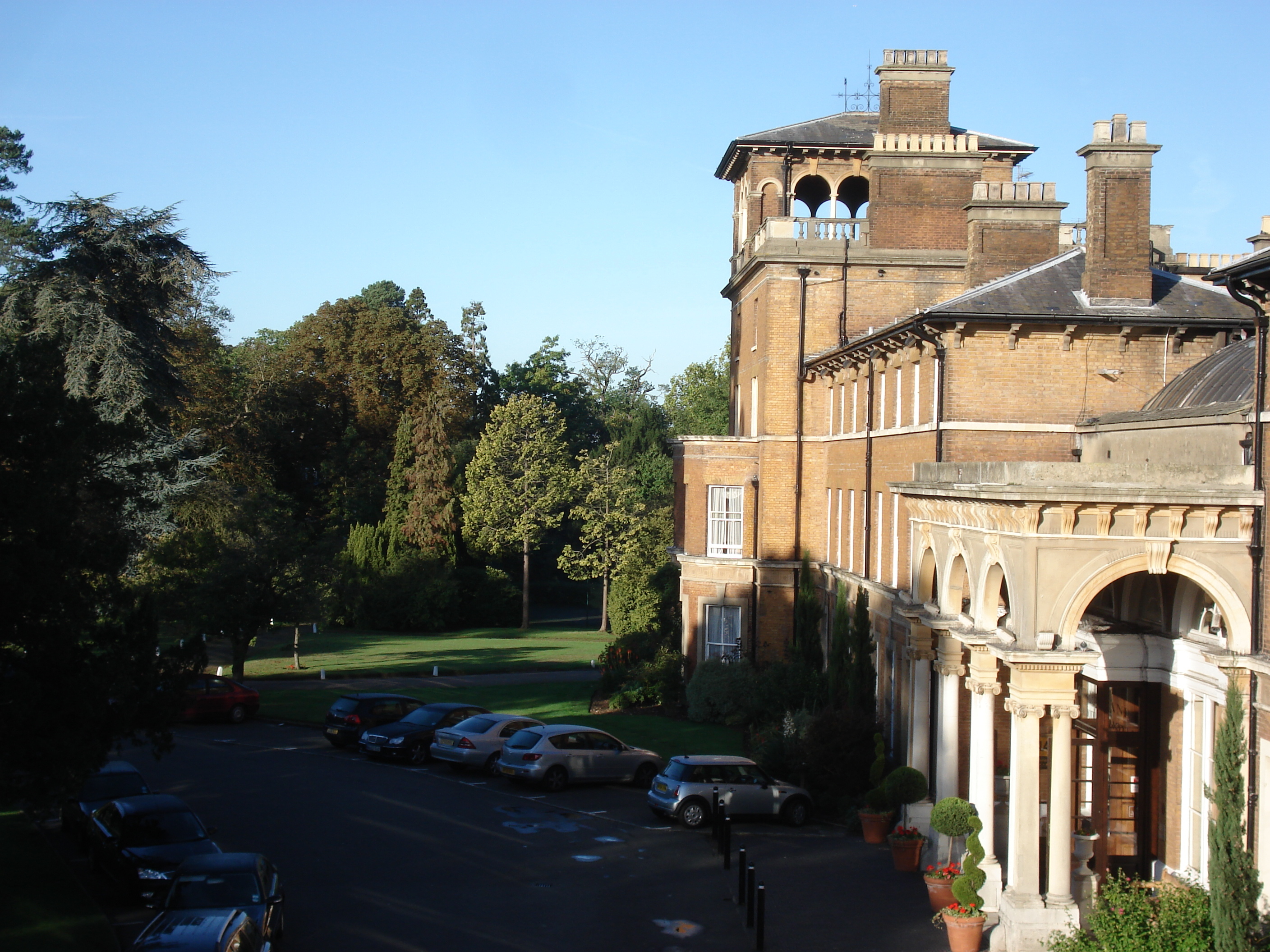 Picture United Kingdom Weybridge Oatlands Park Hotel 2006-10 1 - Journey Oatlands Park Hotel