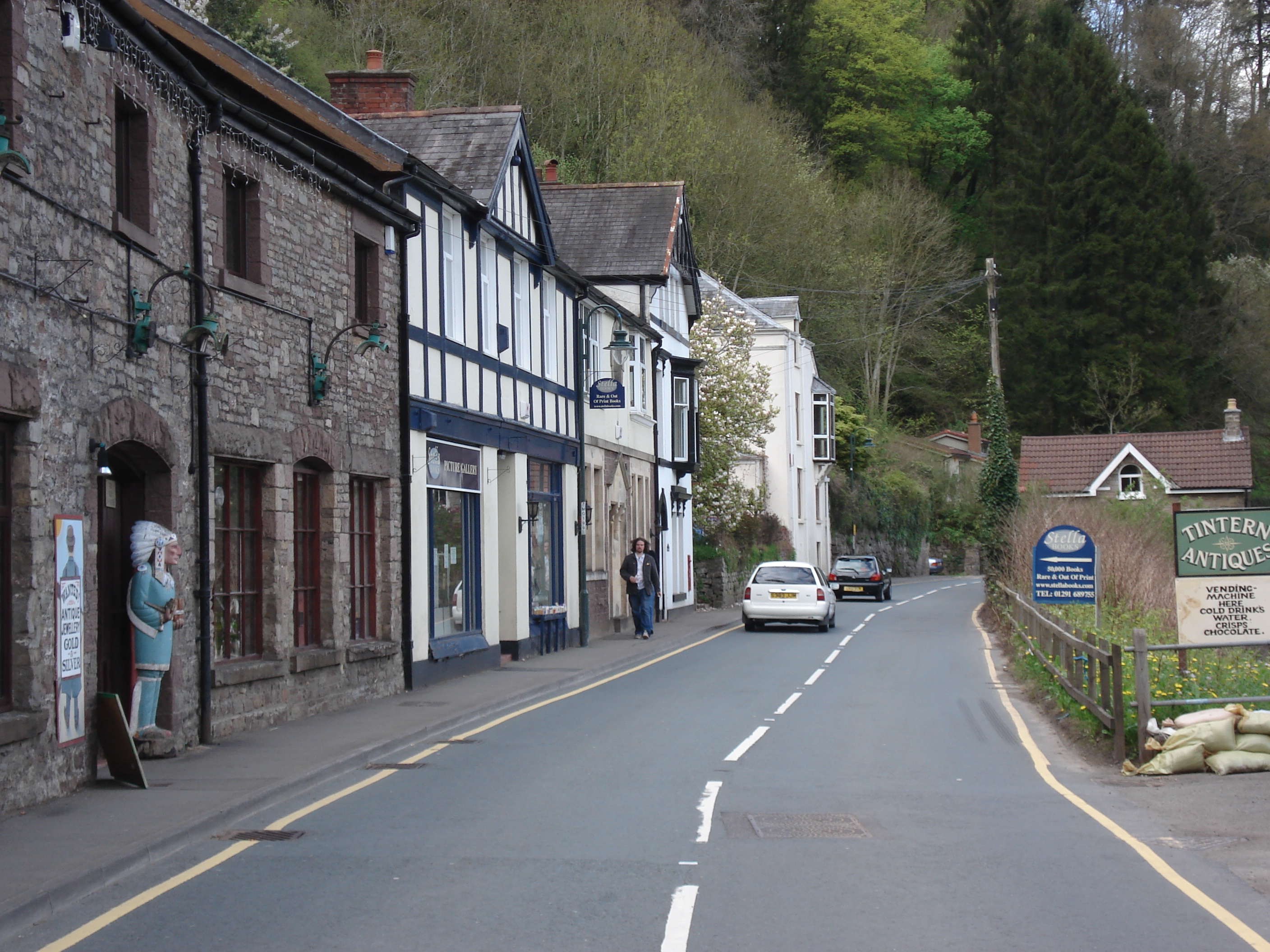 Picture United Kingdom Tintern 2006-05 30 - Discovery Tintern