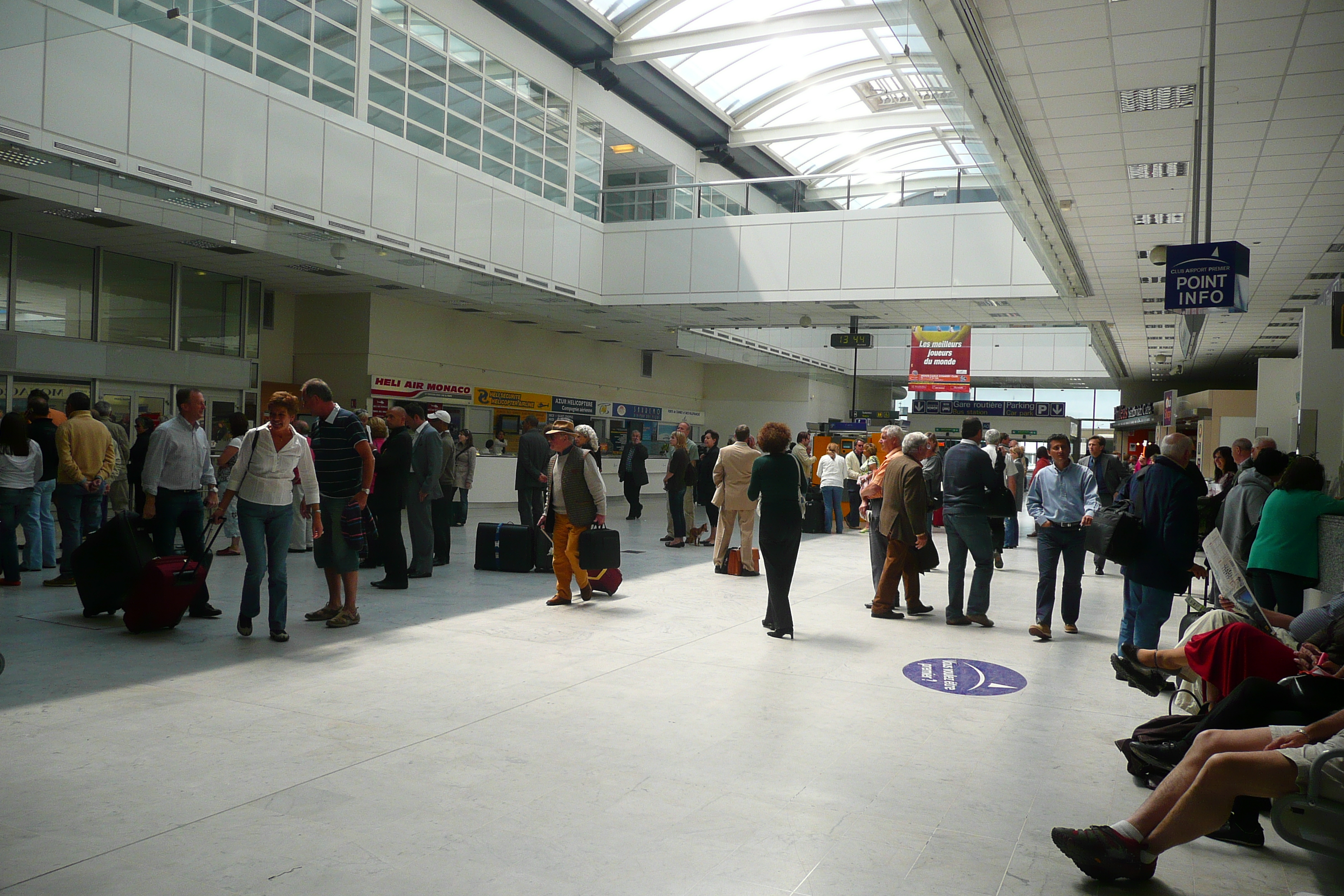 Picture France Nice Airport 2008-04 18 - History Nice Airport