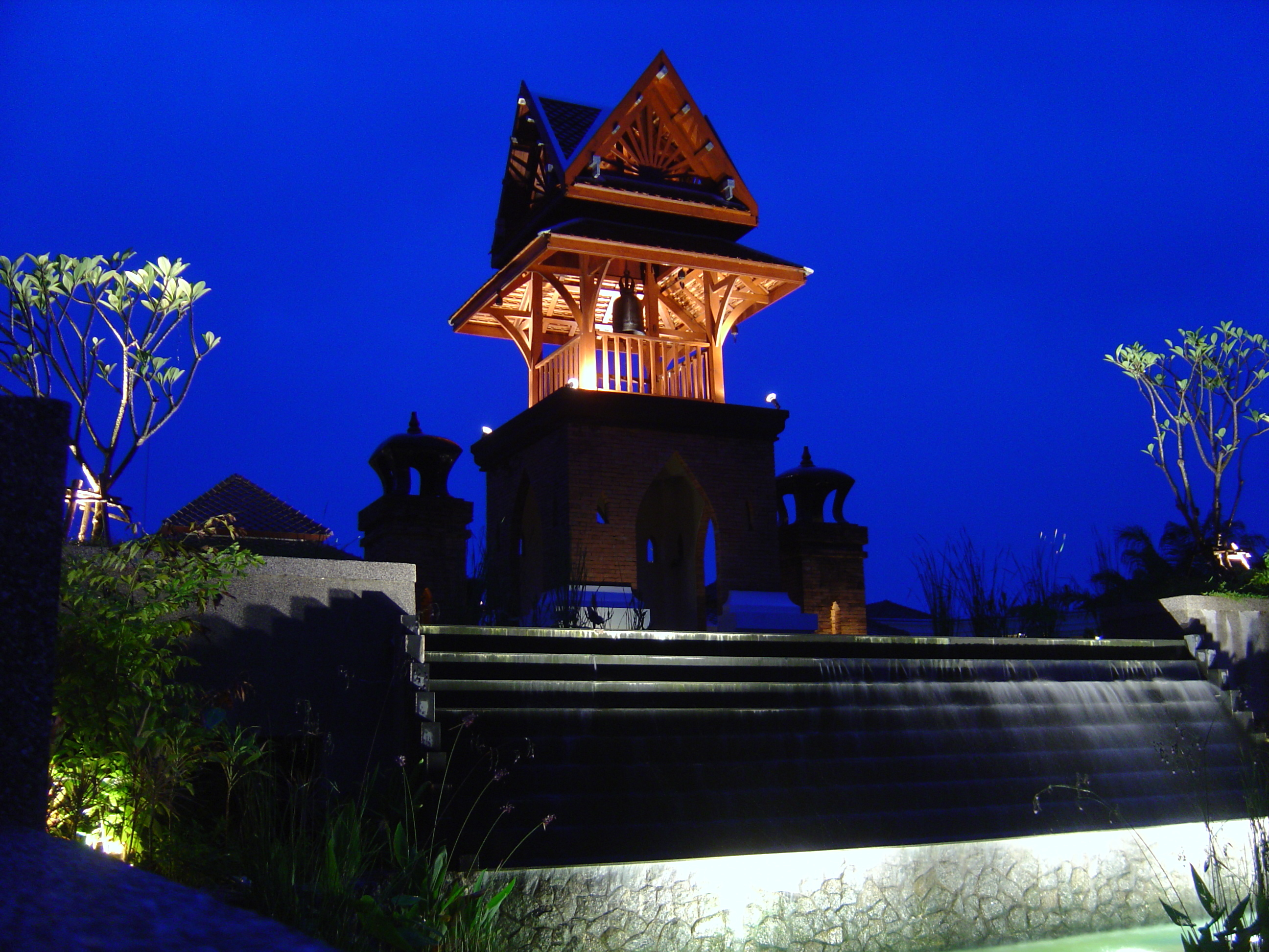 Picture Thailand Khao Lak Meridien Khao Lak Hotel By Night 2005-12 18 - History By Night