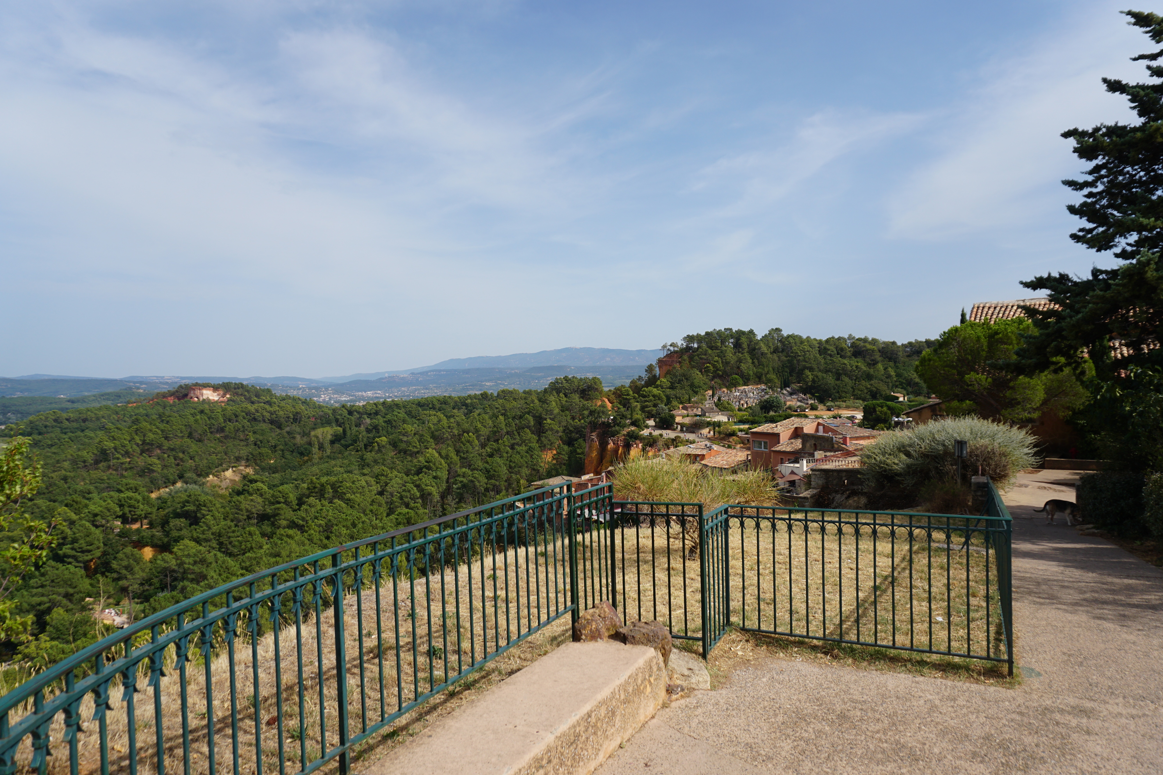 Picture France Roussillon 2017-08 46 - Around Roussillon