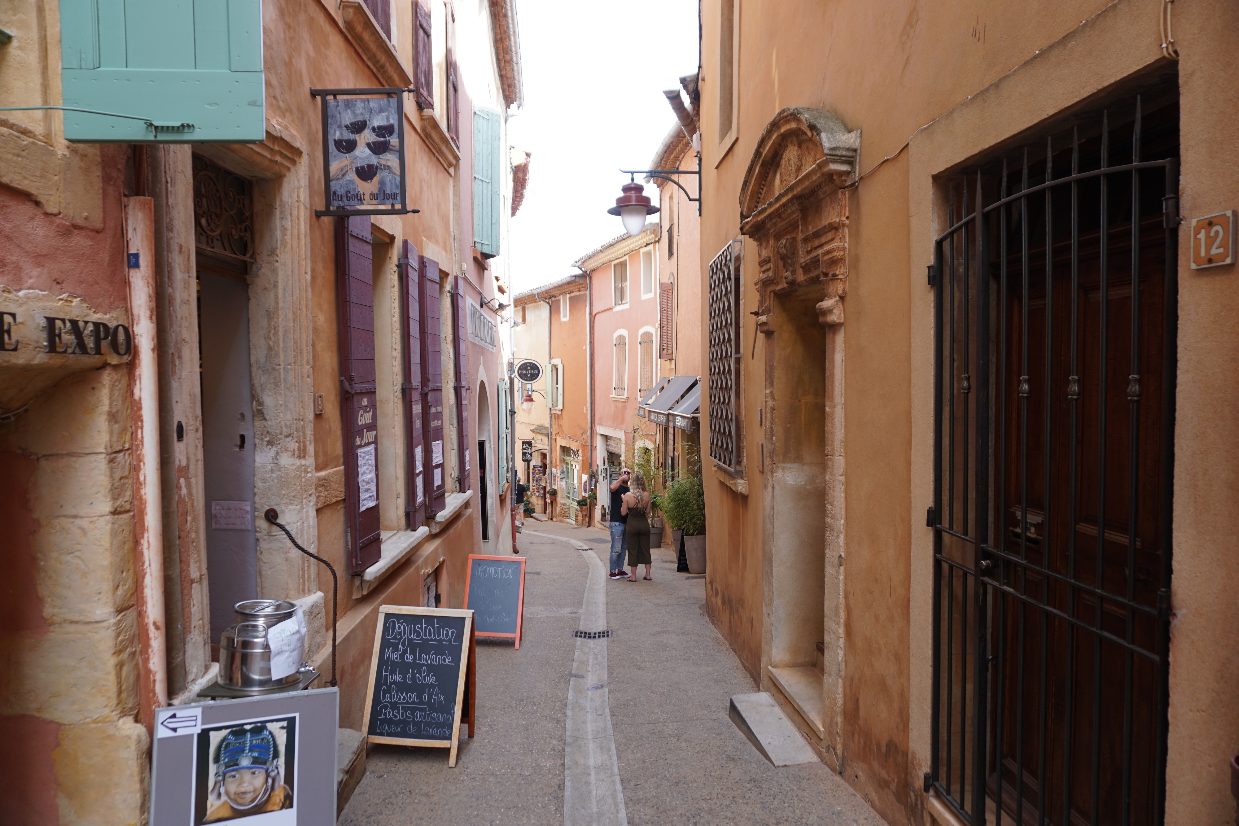 Picture France Roussillon 2017-08 21 - History Roussillon