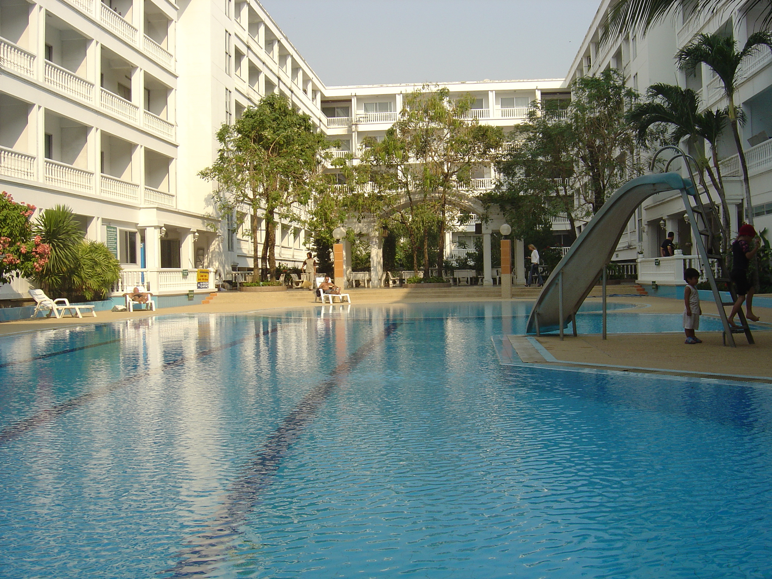 Picture Thailand Jomtien Beach Majestic Condo 2005-01 12 - Discovery Majestic Condo