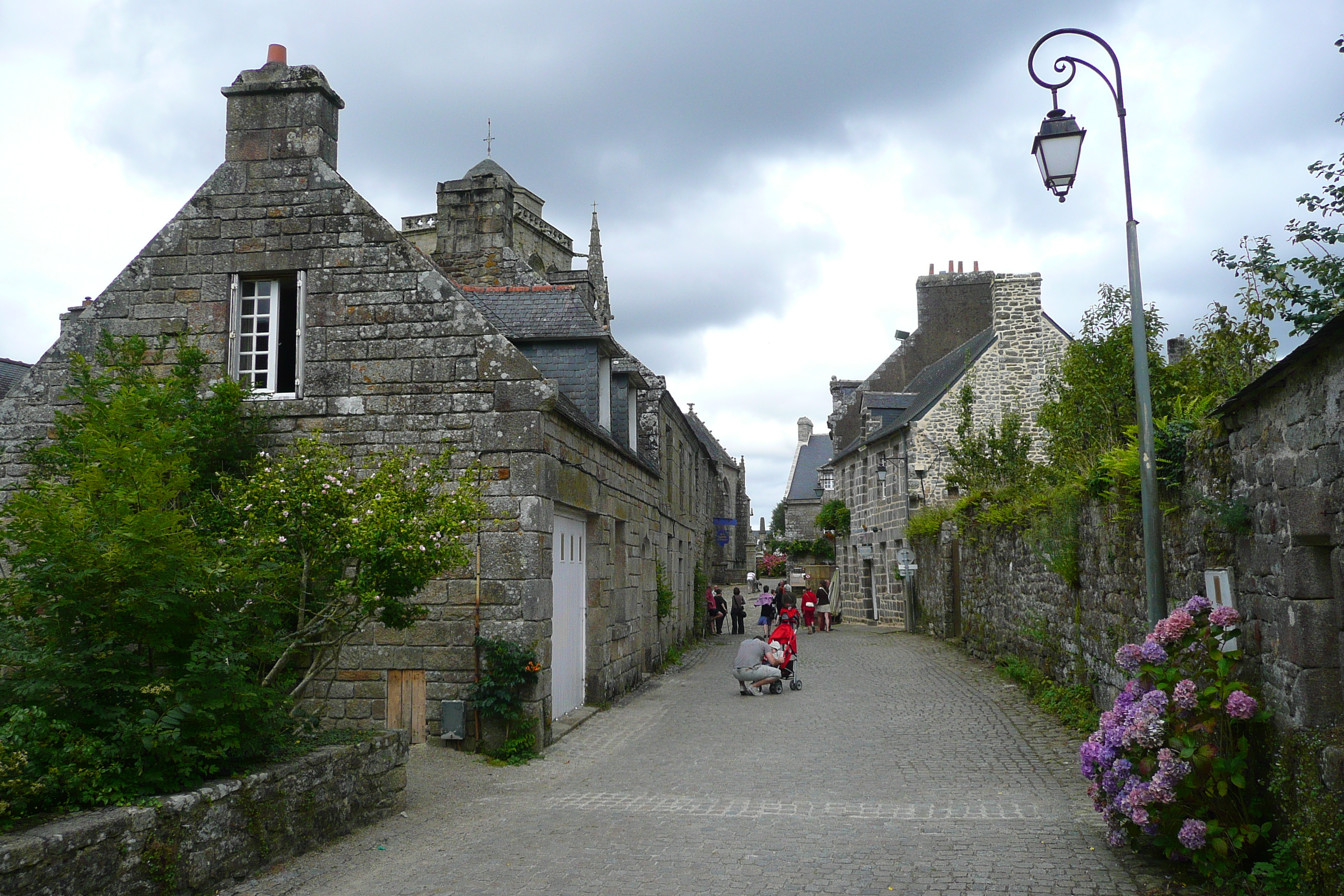 Picture France Locronan 2008-07 6 - Center Locronan