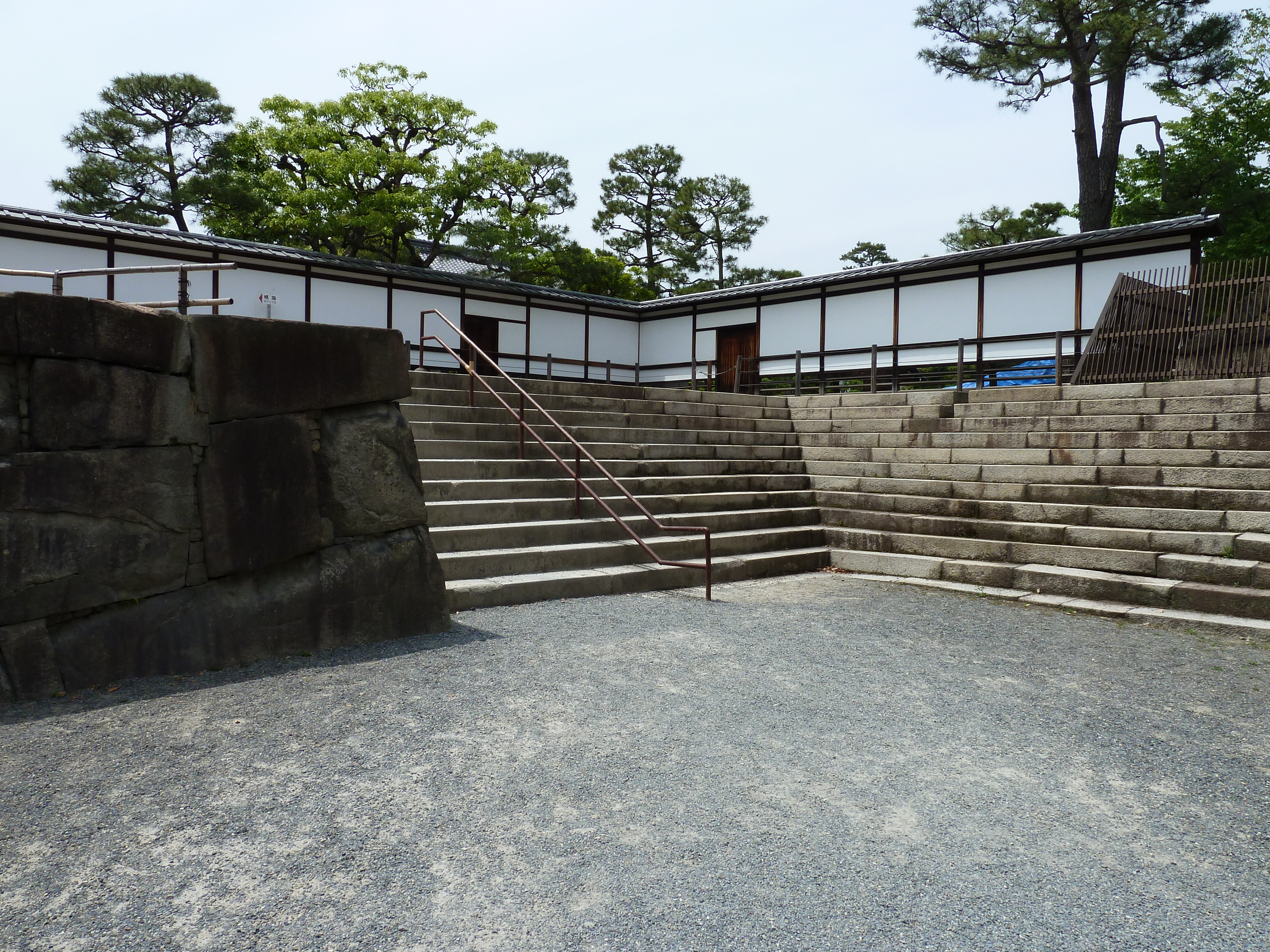 Picture Japan Kyoto Nijo Castle Honmaru Palace 2010-06 35 - Center Honmaru Palace