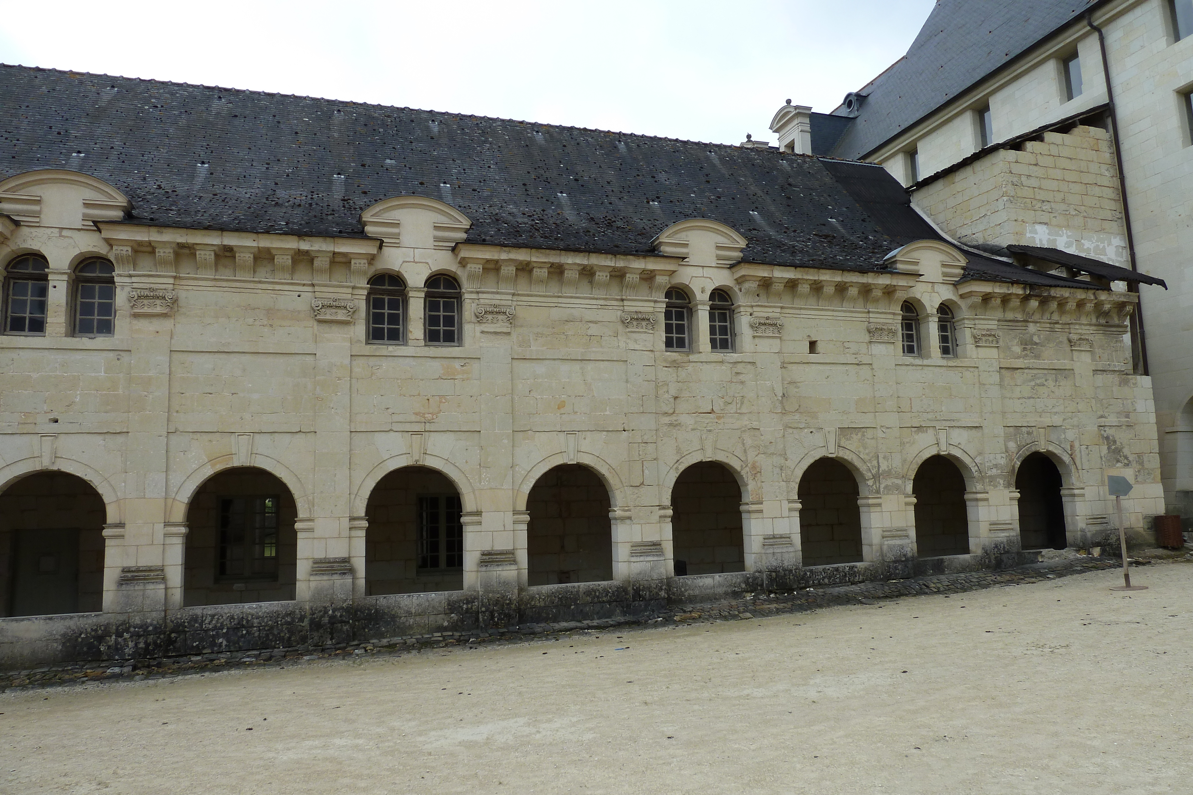 Picture France Fontevraux 2011-05 101 - Recreation Fontevraux