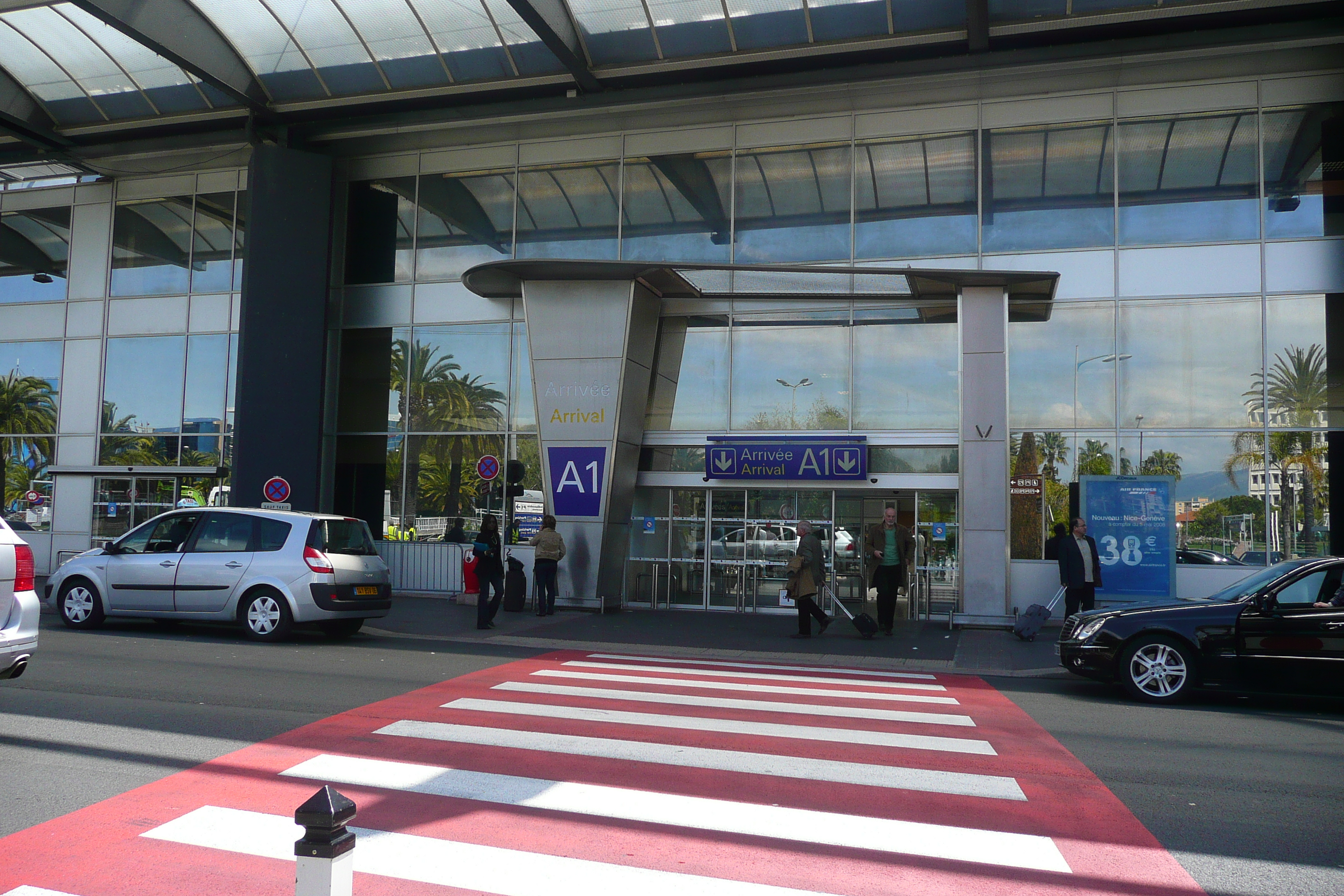 Picture France Nice Airport 2008-04 22 - Tours Nice Airport