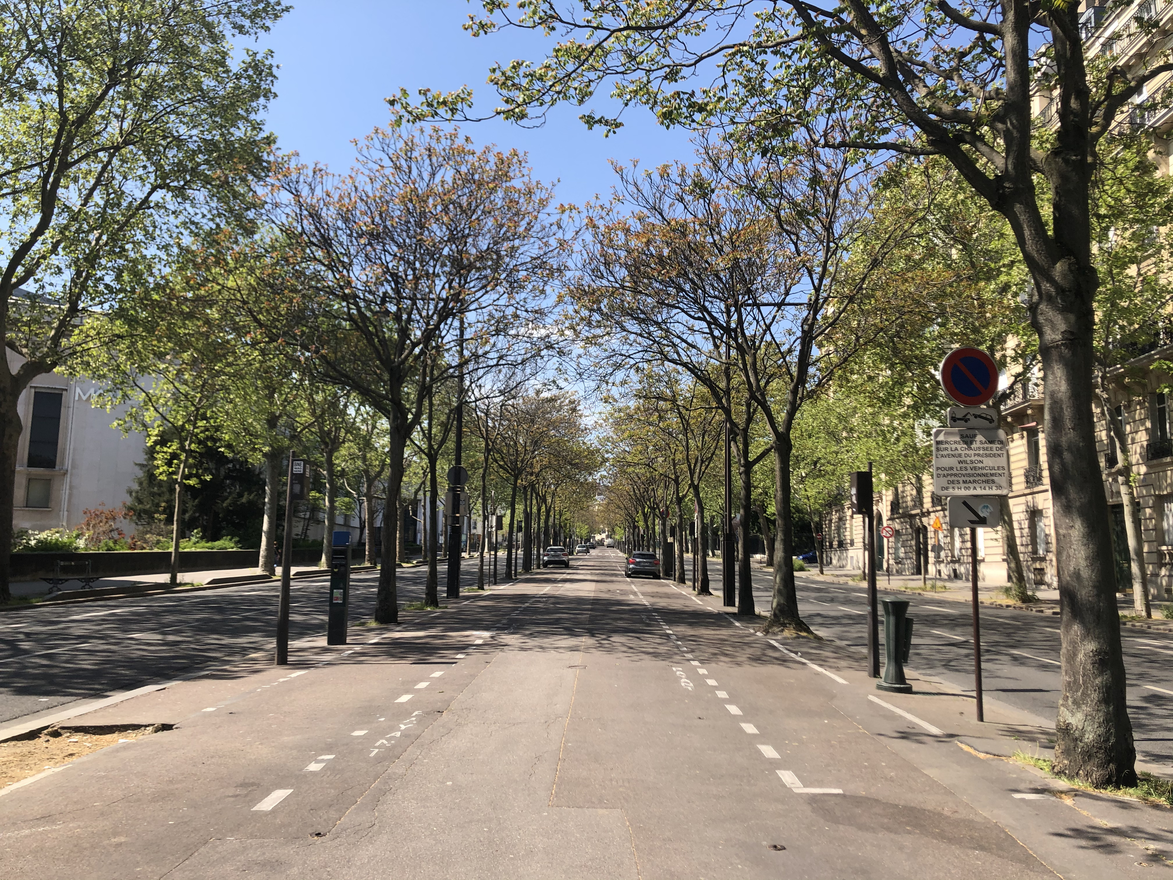 Picture France Paris lockdown 2020-04 110 - Tour Paris lockdown