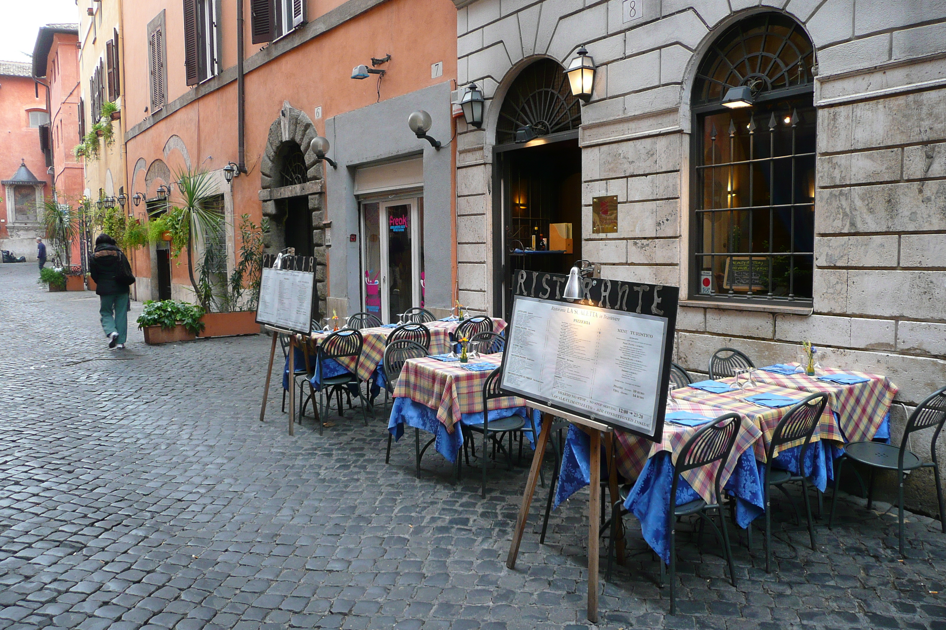 Picture Italy Rome Trastevere 2007-11 61 - Tour Trastevere