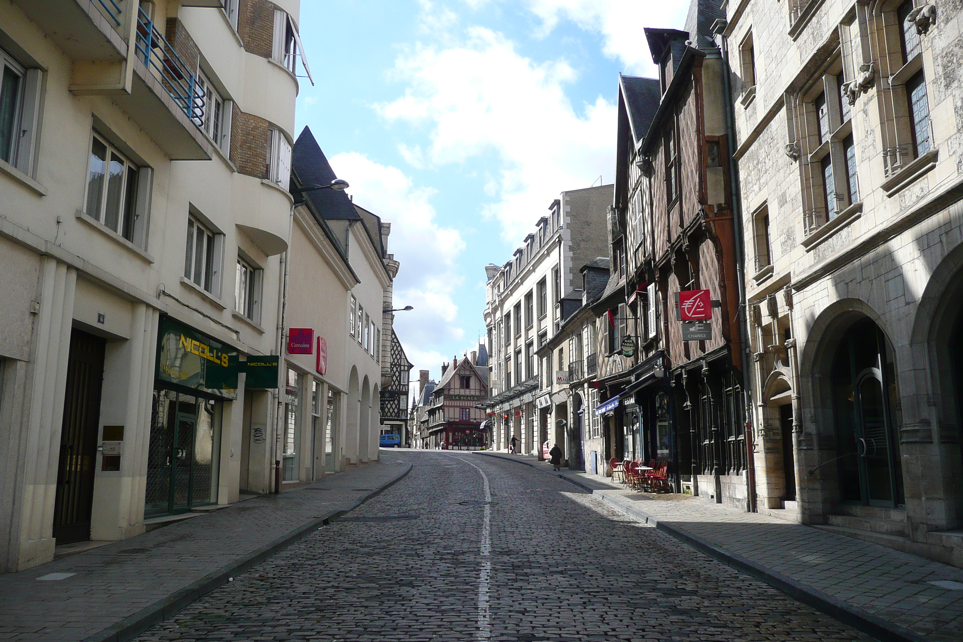 Picture France Bourges 2008-04 32 - Discovery Bourges