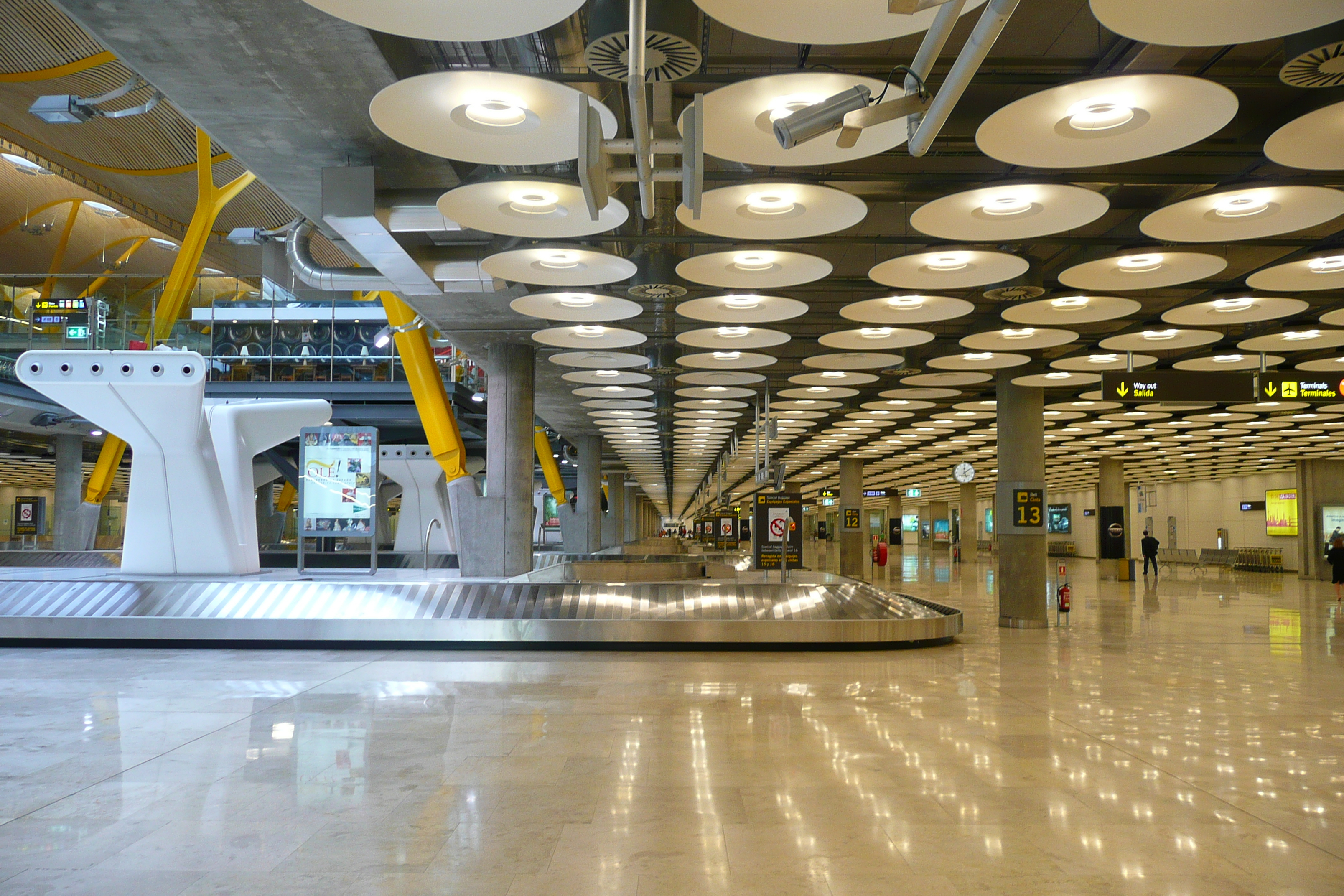 Picture Spain Madrid Barajas Airport 2007-09 88 - Center Barajas Airport