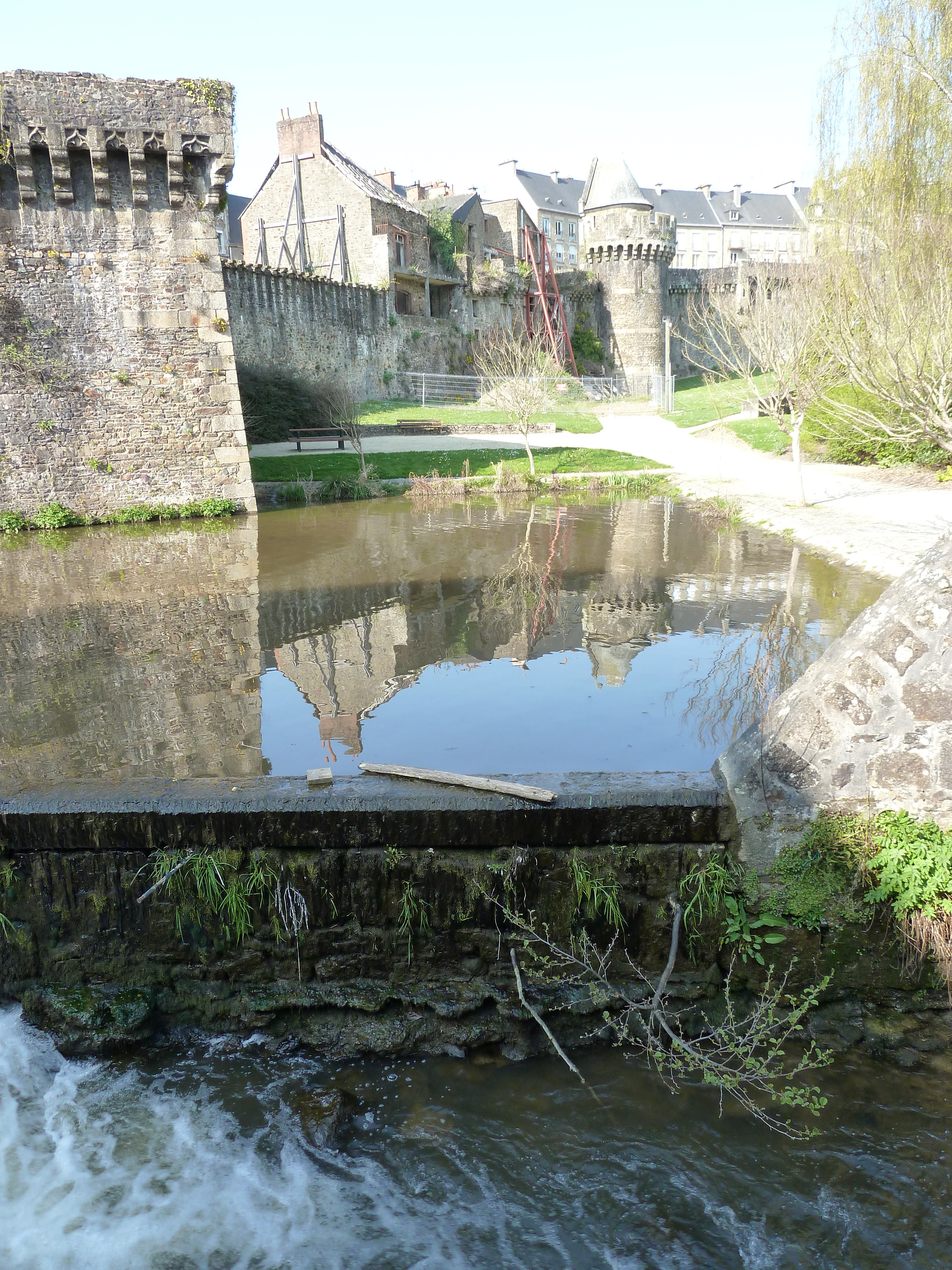 Picture France Fougeres 2010-04 111 - Recreation Fougeres