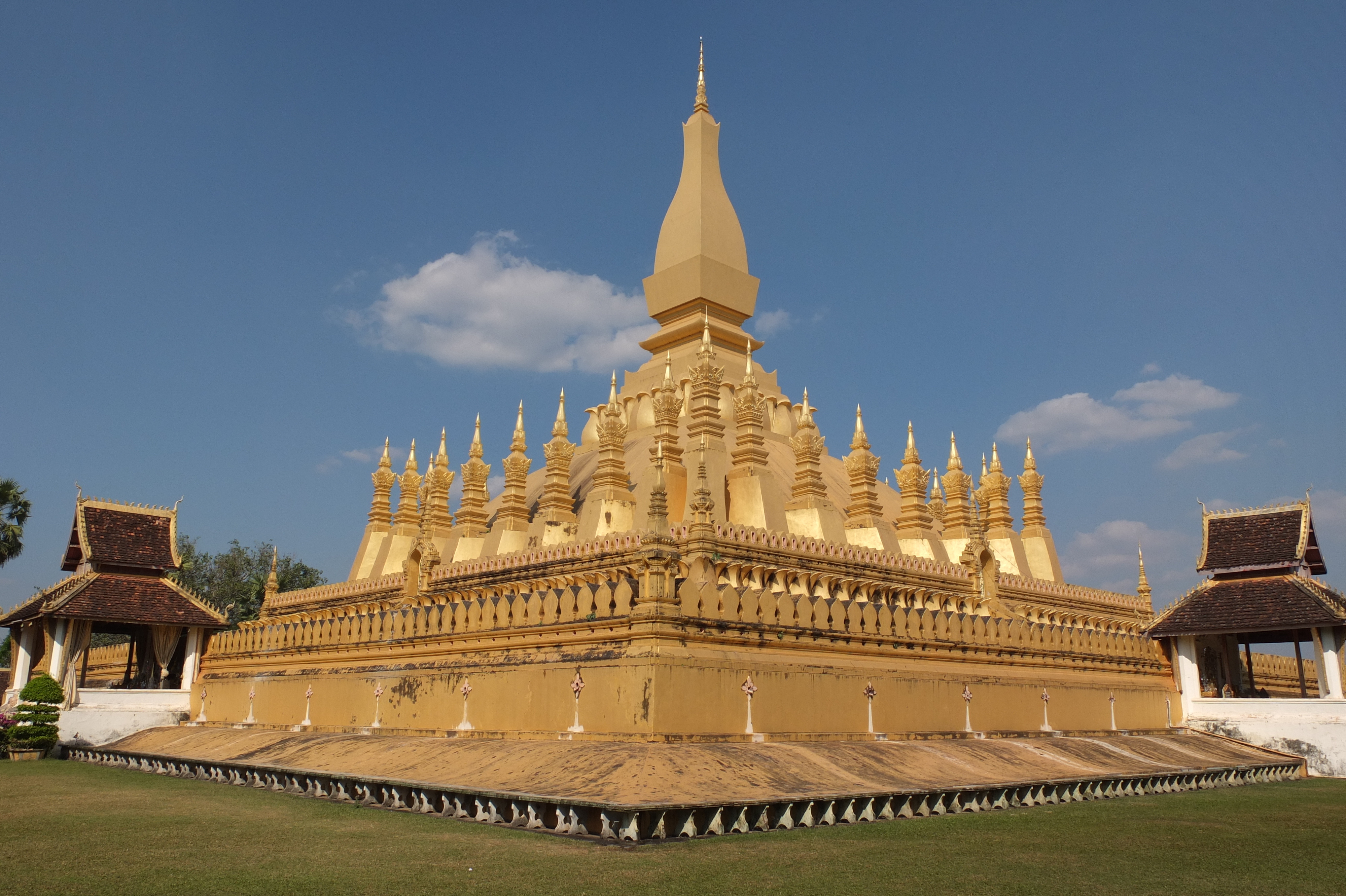 Picture Laos Vientiane 2012-12 25 - History Vientiane