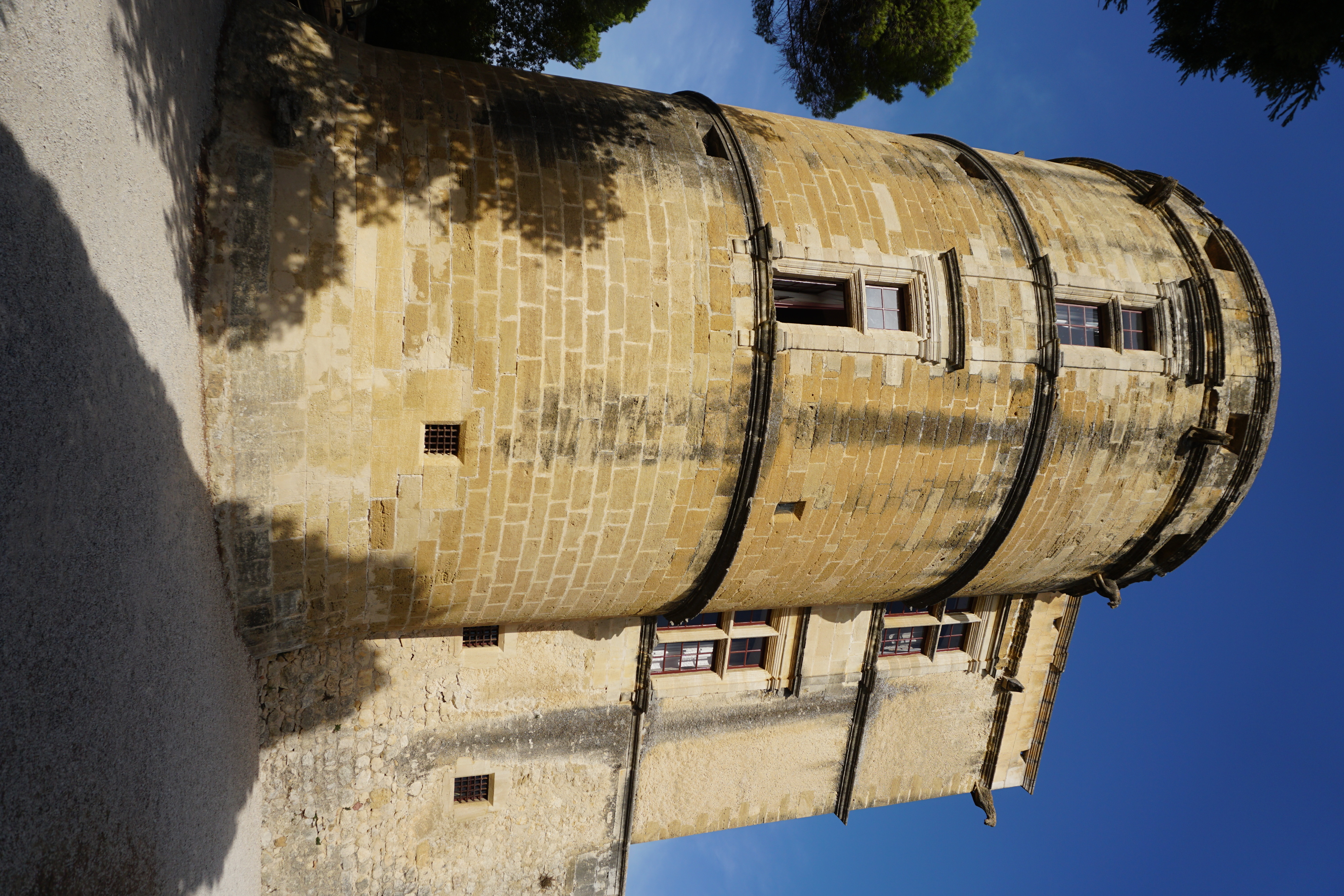 Picture France Lourmarin 2017-08 19 - Tour Lourmarin