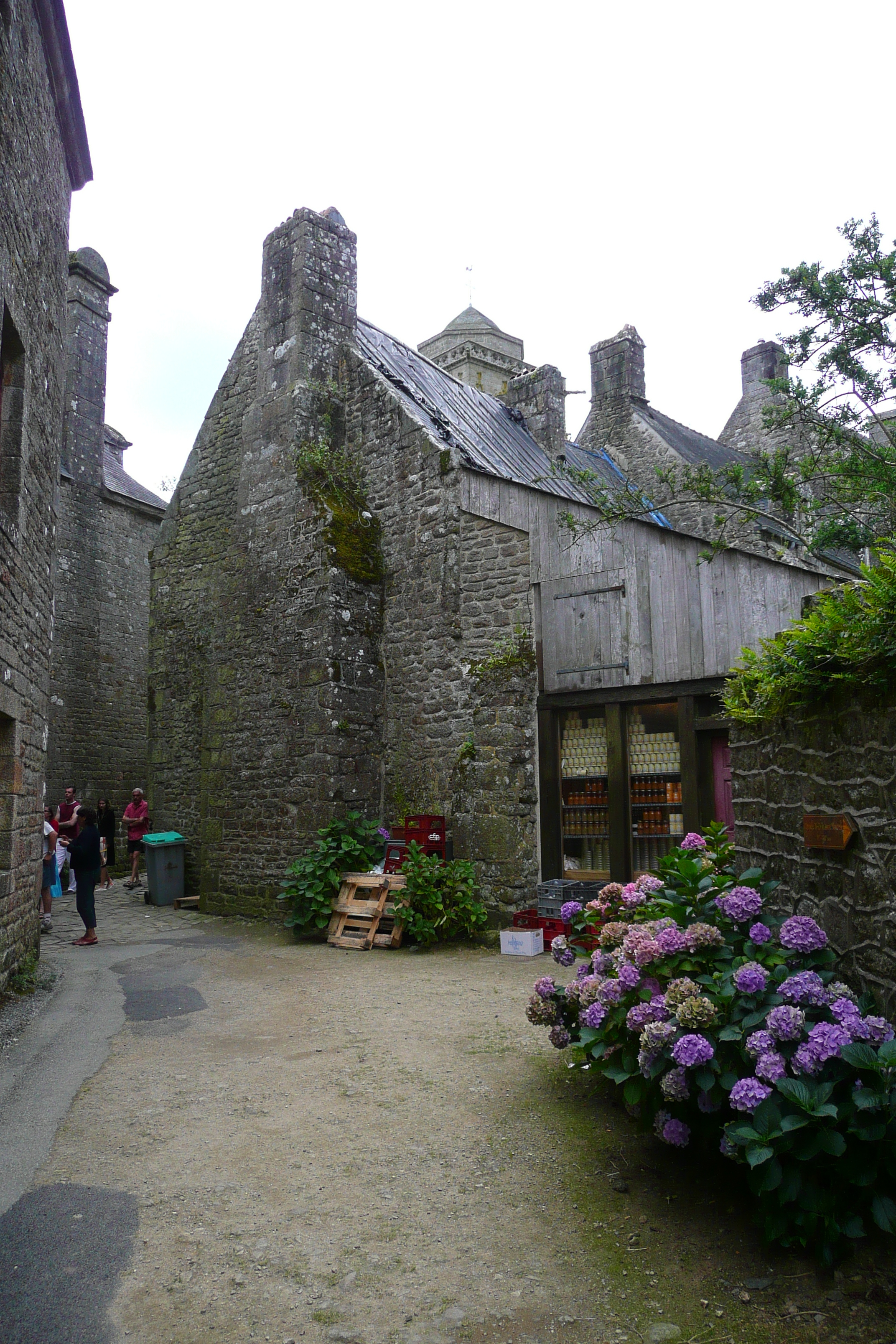 Picture France Locronan 2008-07 55 - Journey Locronan