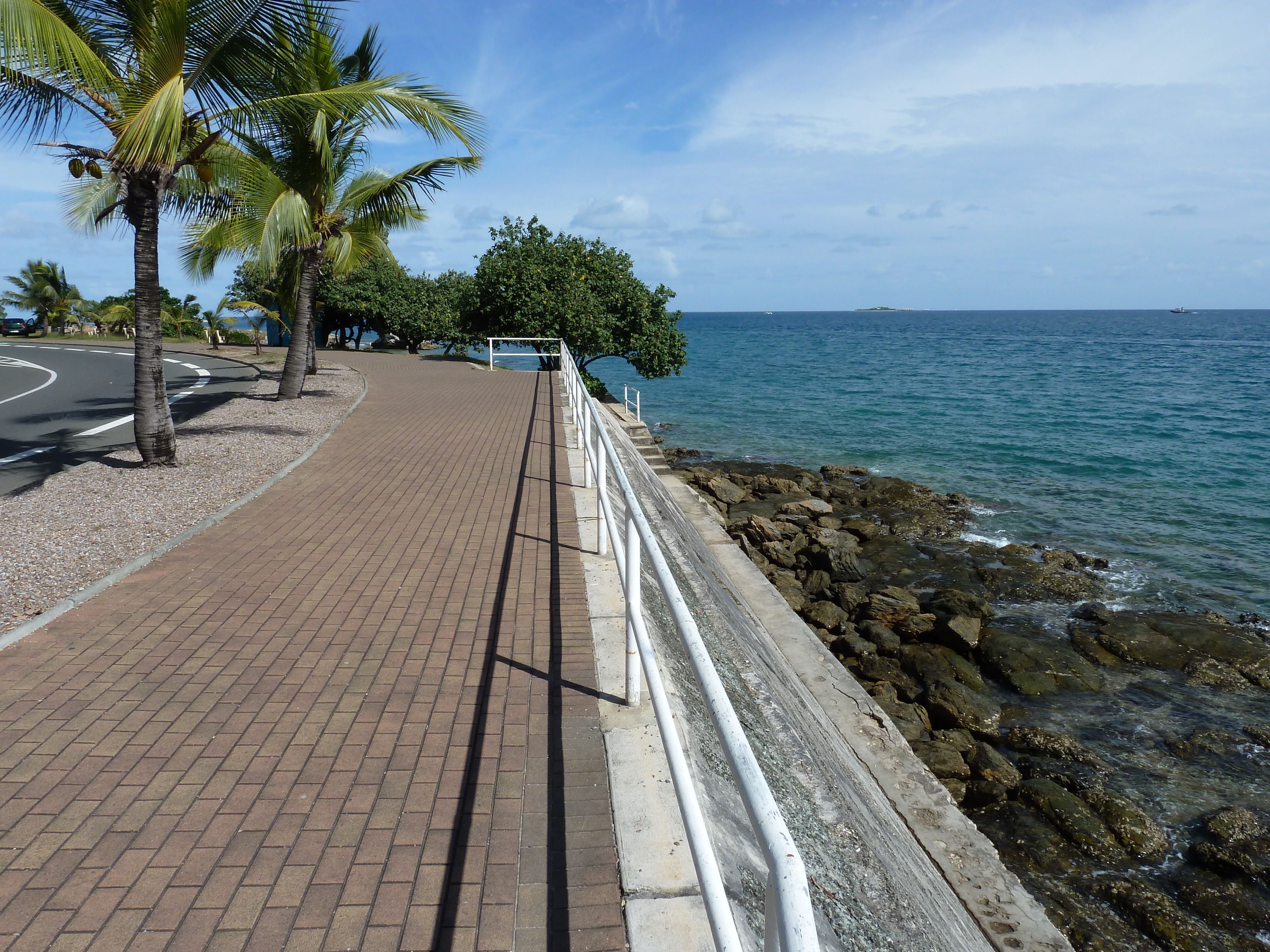 Picture New Caledonia Noumea 2010-05 47 - Tours Noumea