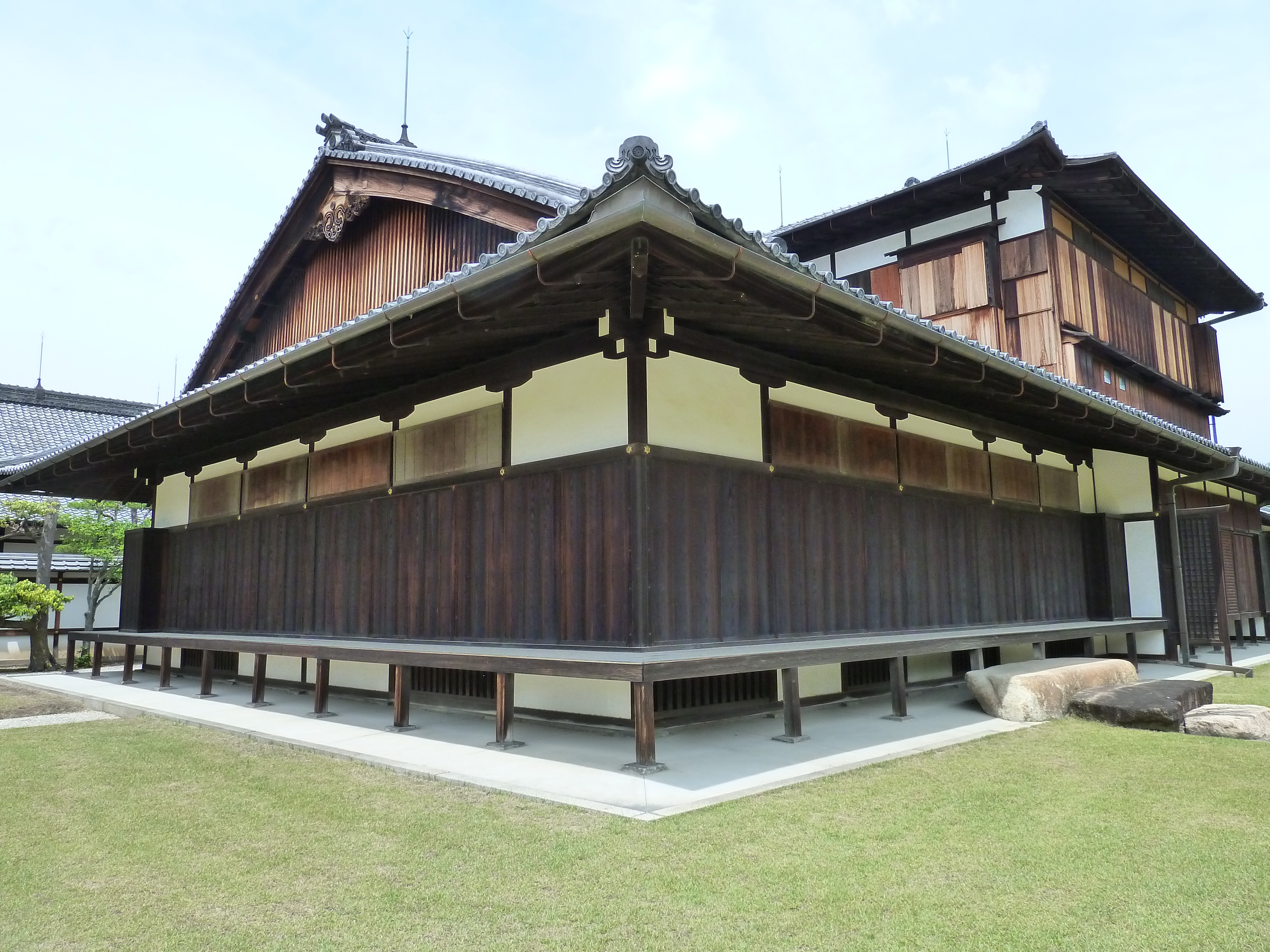 Picture Japan Kyoto Nijo Castle Honmaru Palace 2010-06 34 - Center Honmaru Palace