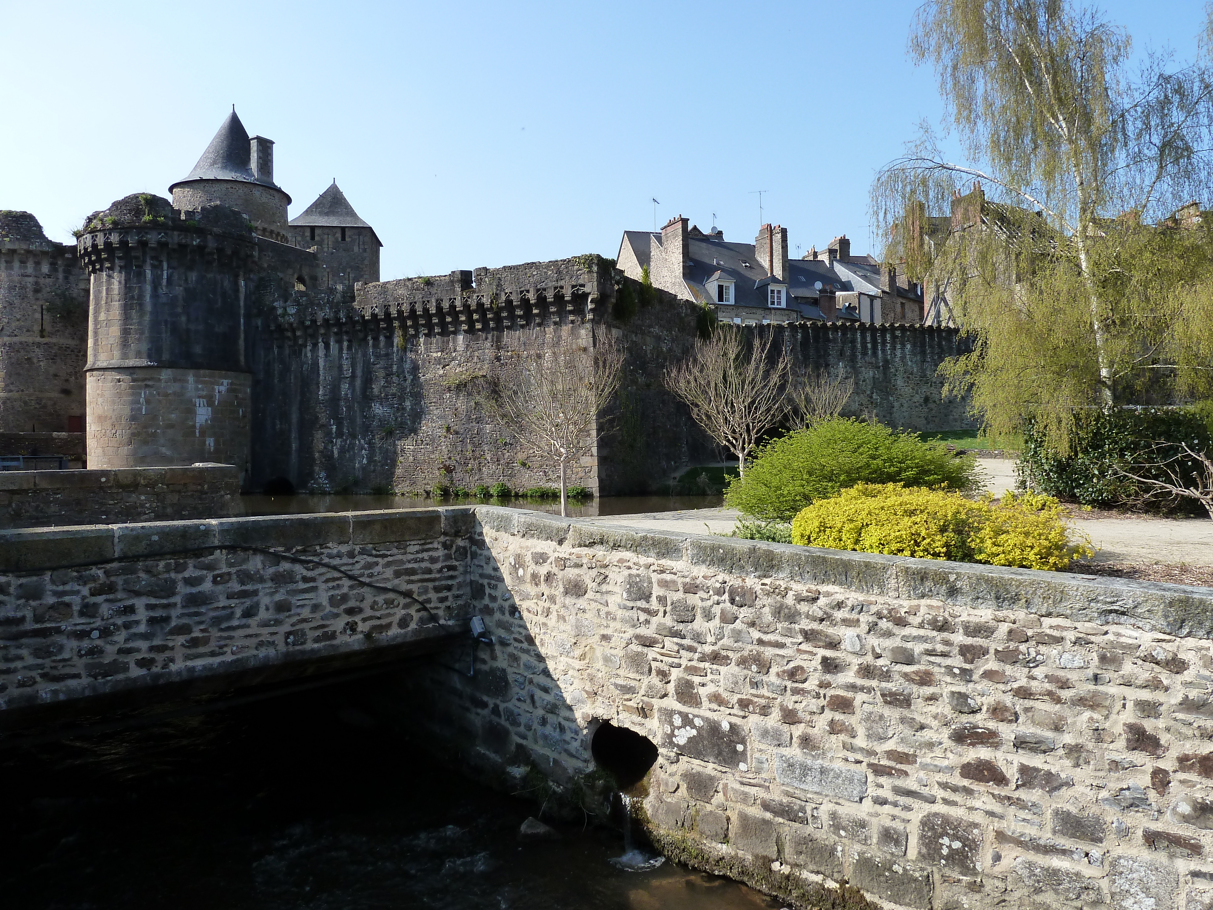 Picture France Fougeres 2010-04 99 - Around Fougeres