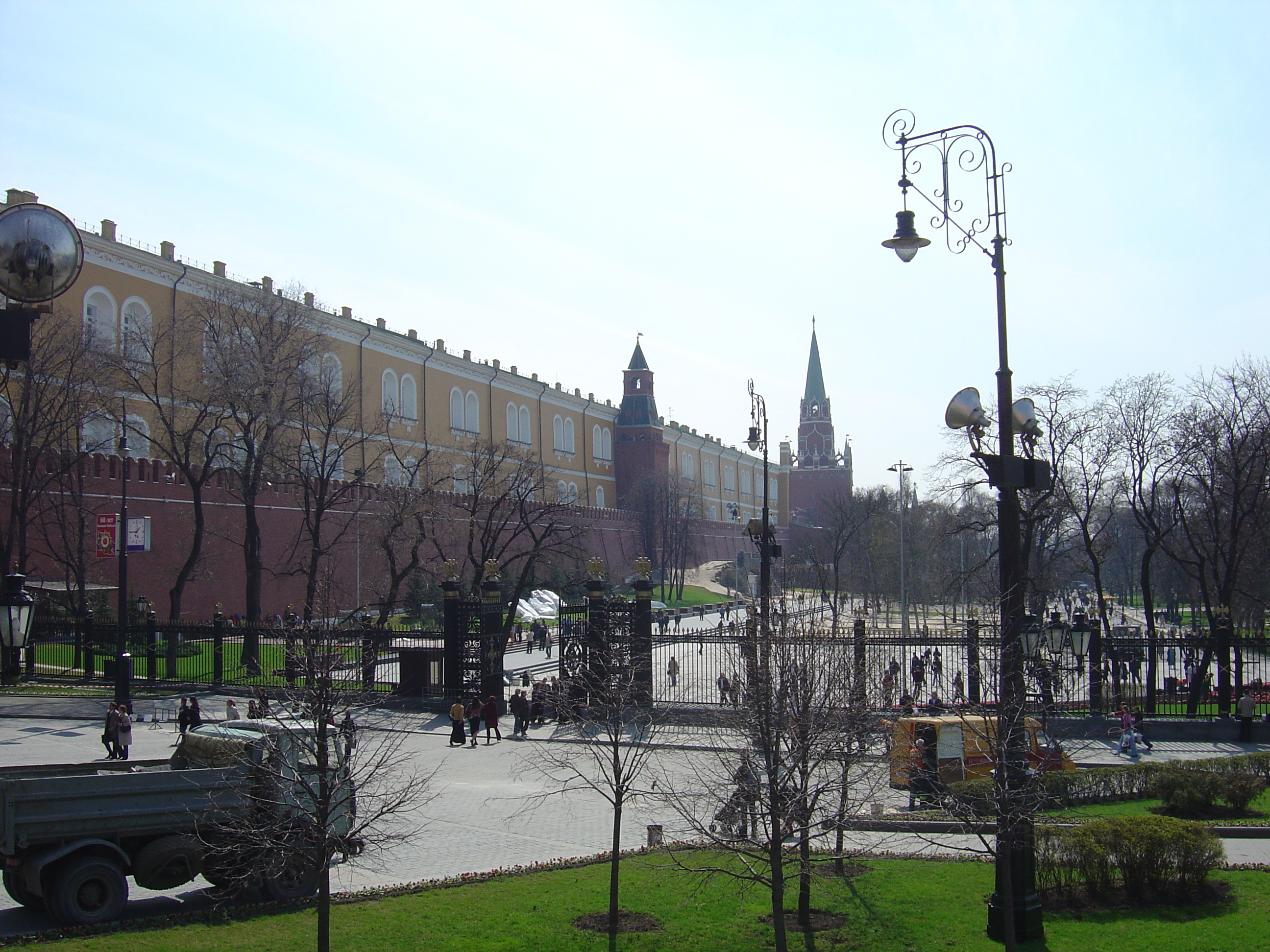 Picture Russia Moscow Red Square 2005-04 69 - Recreation Red Square