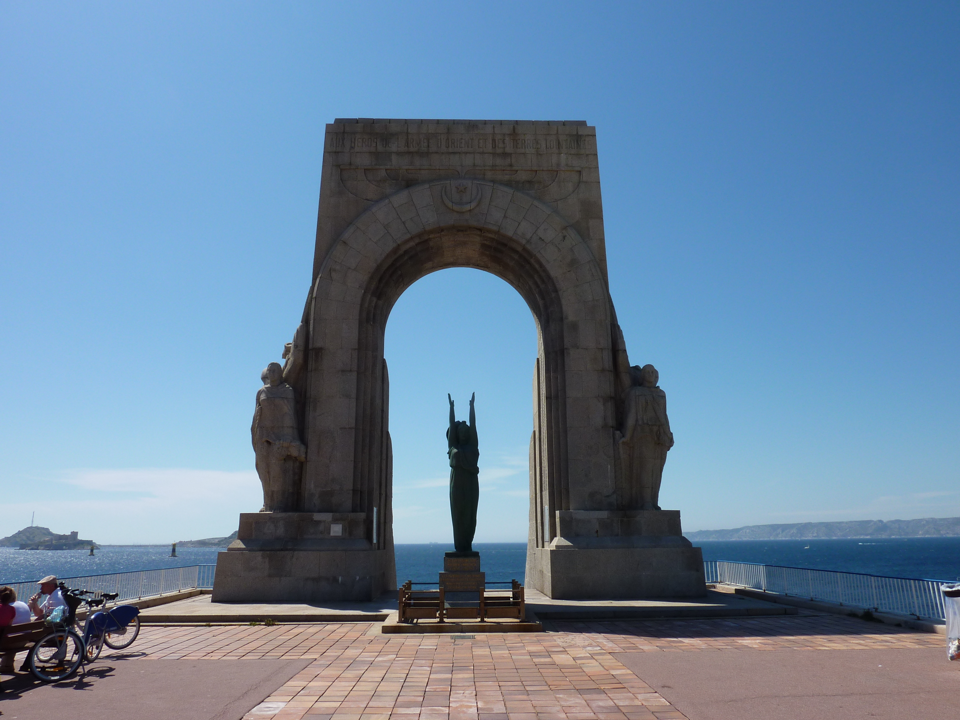 Picture France Marseille 2009-05 39 - Tours Marseille