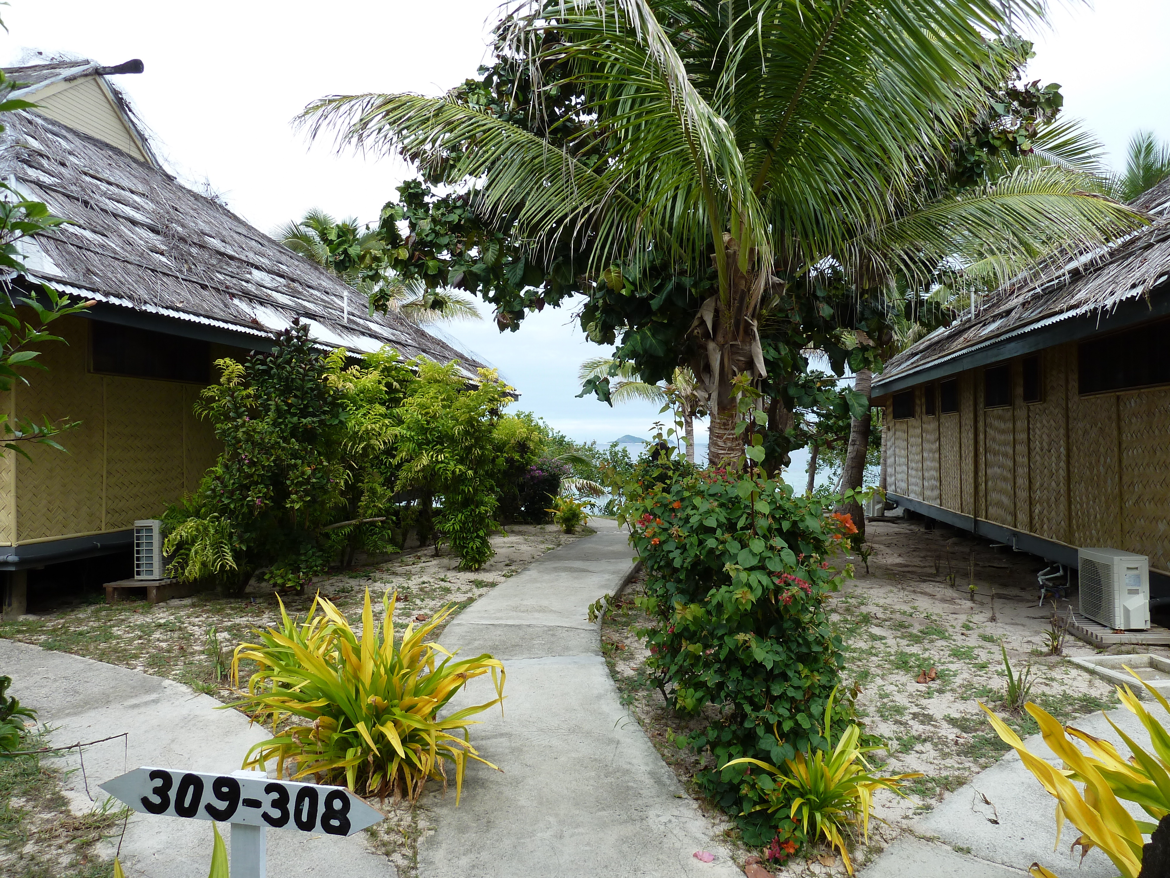 Picture Fiji Amunuca Island Resort 2010-05 2 - Journey Amunuca Island Resort