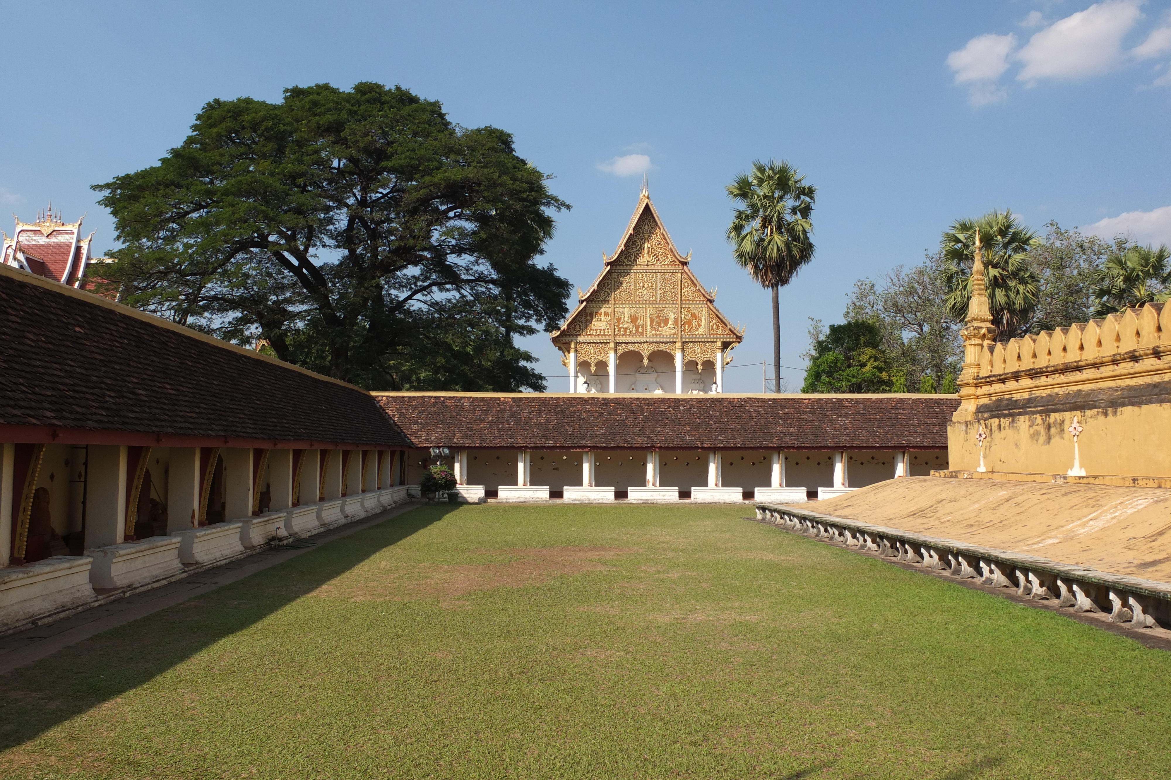 Picture Laos Vientiane 2012-12 115 - Recreation Vientiane