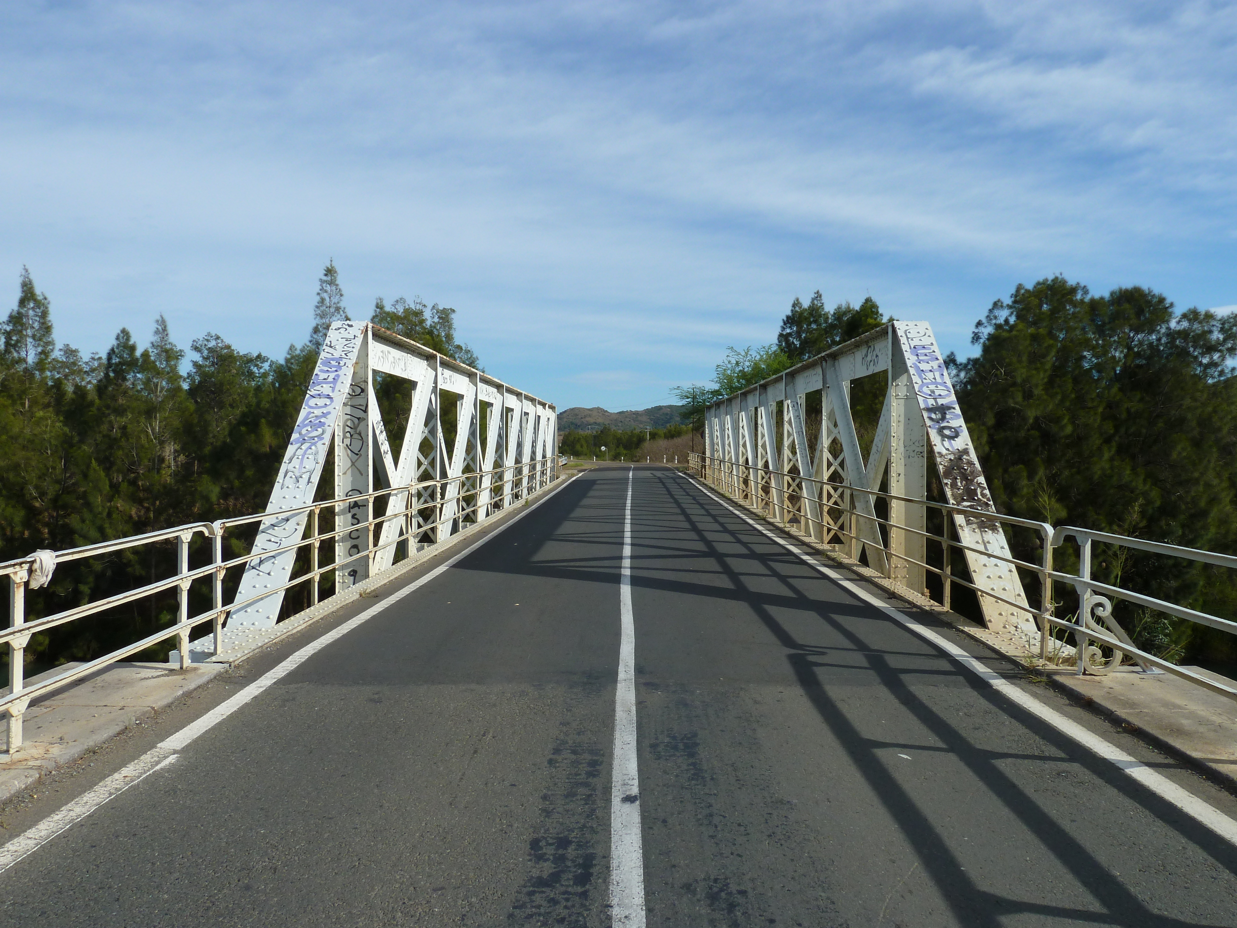 Picture New Caledonia Tontouta to Thio road 2010-05 68 - Discovery Tontouta to Thio road