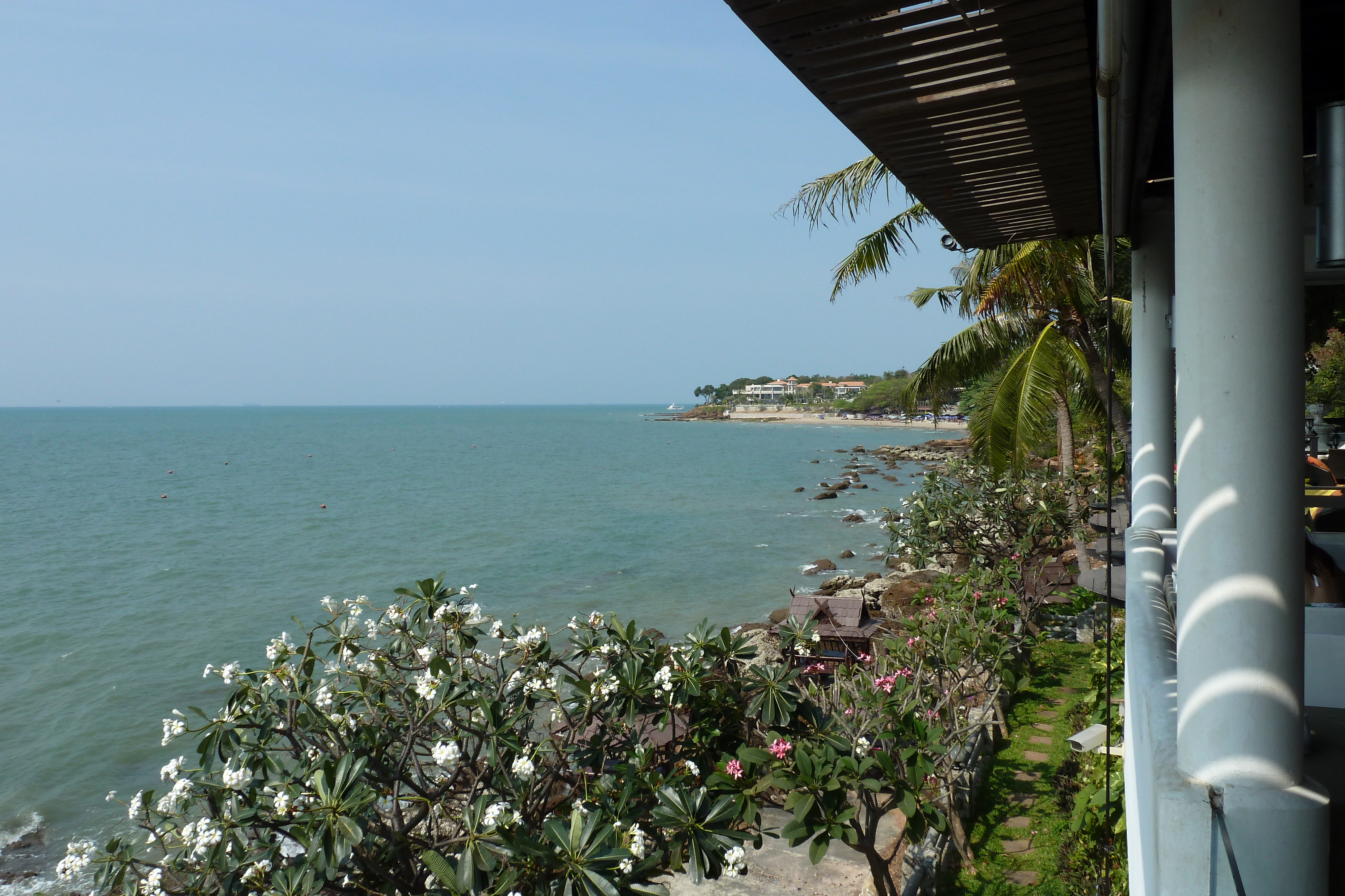 Picture Thailand Pattaya Golden cliff 2011-02 0 - Discovery Golden cliff