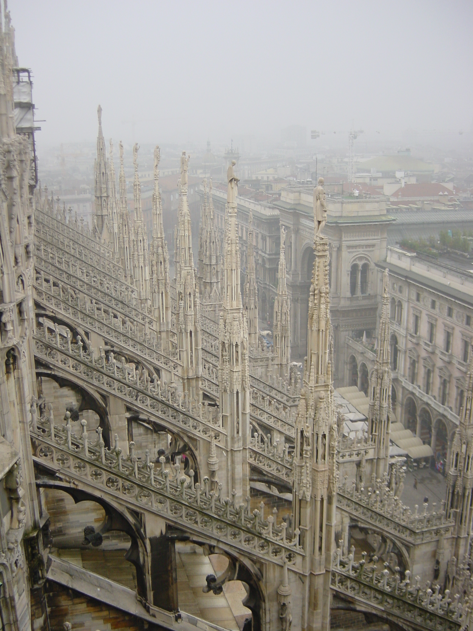 Picture Italy Milan Duomo 2001-10 23 - Center Duomo