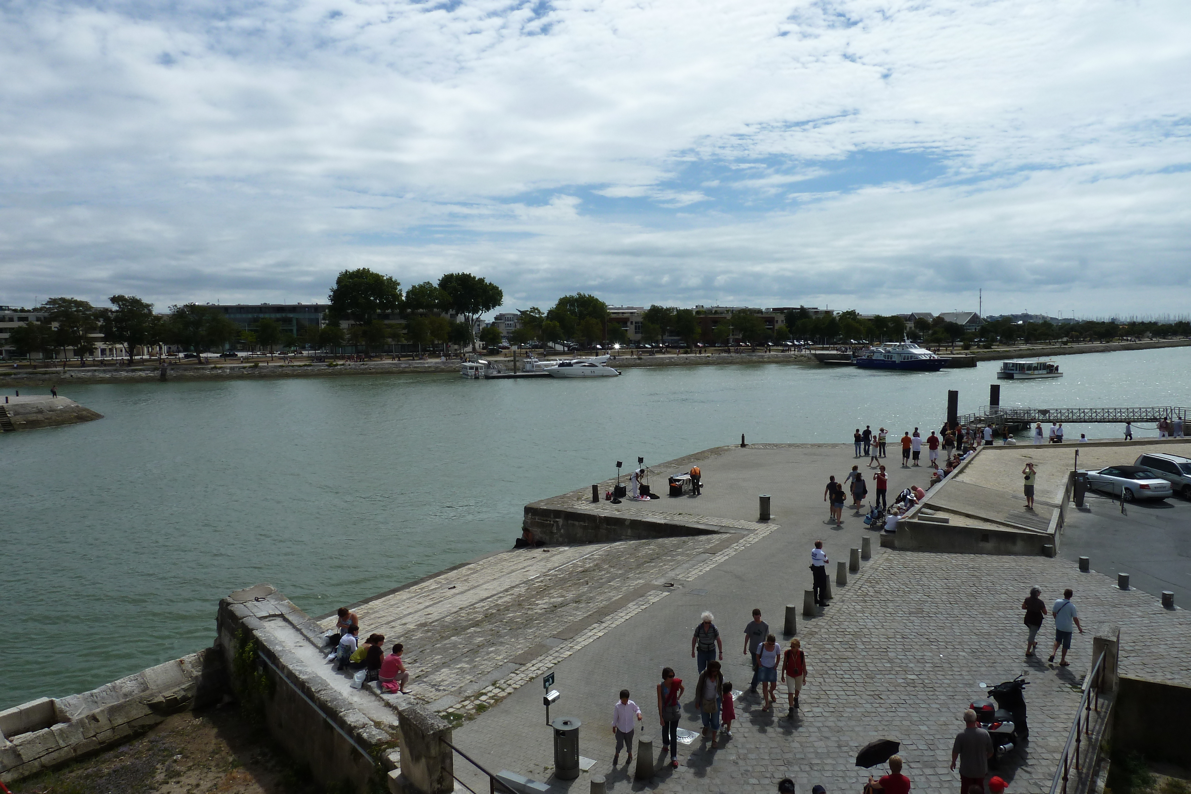 Picture France La Rochelle 2010-08 29 - History La Rochelle