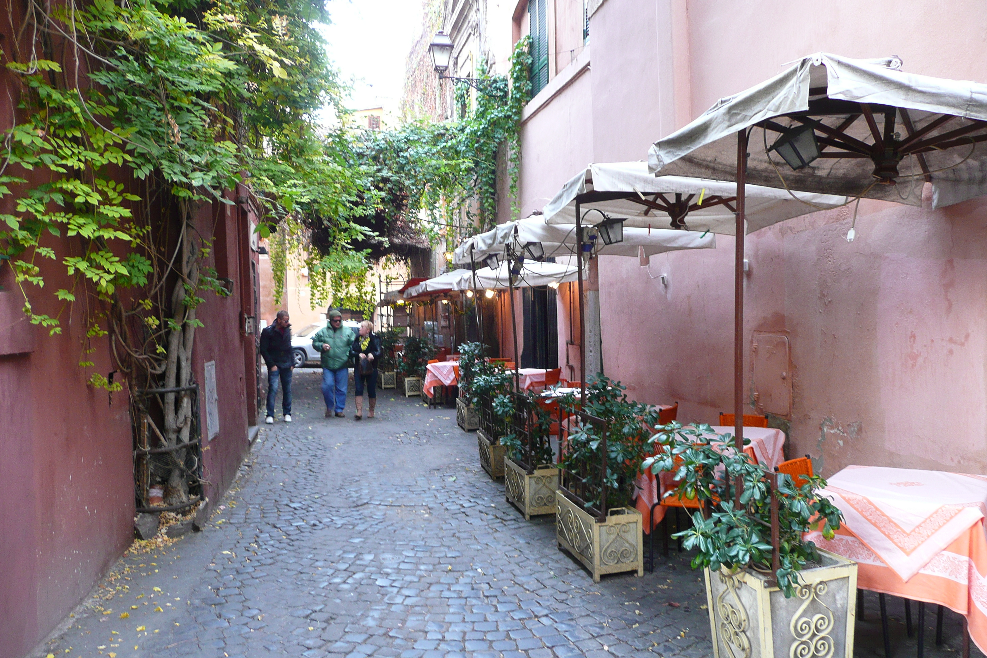 Picture Italy Rome Trastevere 2007-11 30 - History Trastevere