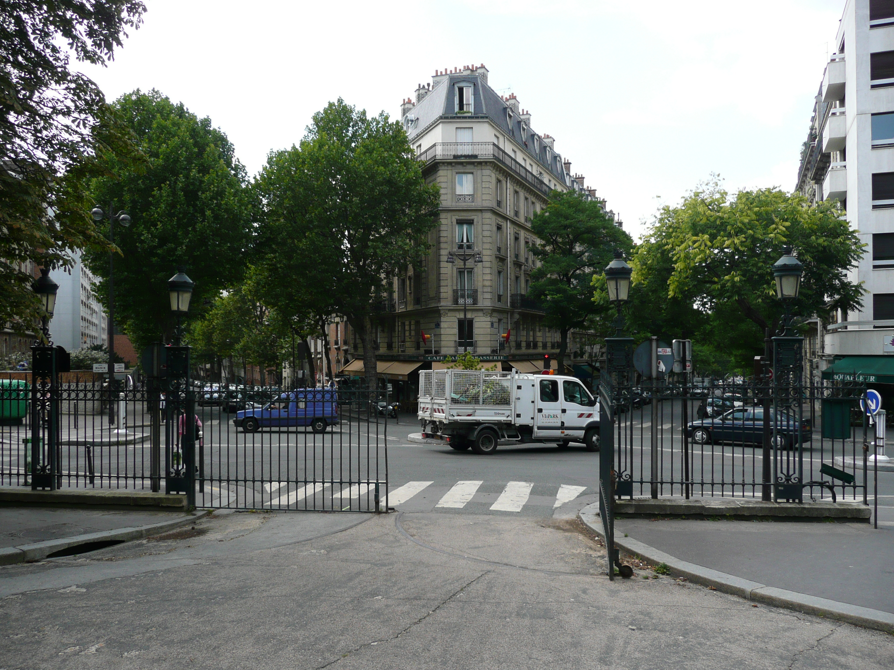 Picture France Paris Butes Chaumont 2007-08 98 - Tours Butes Chaumont