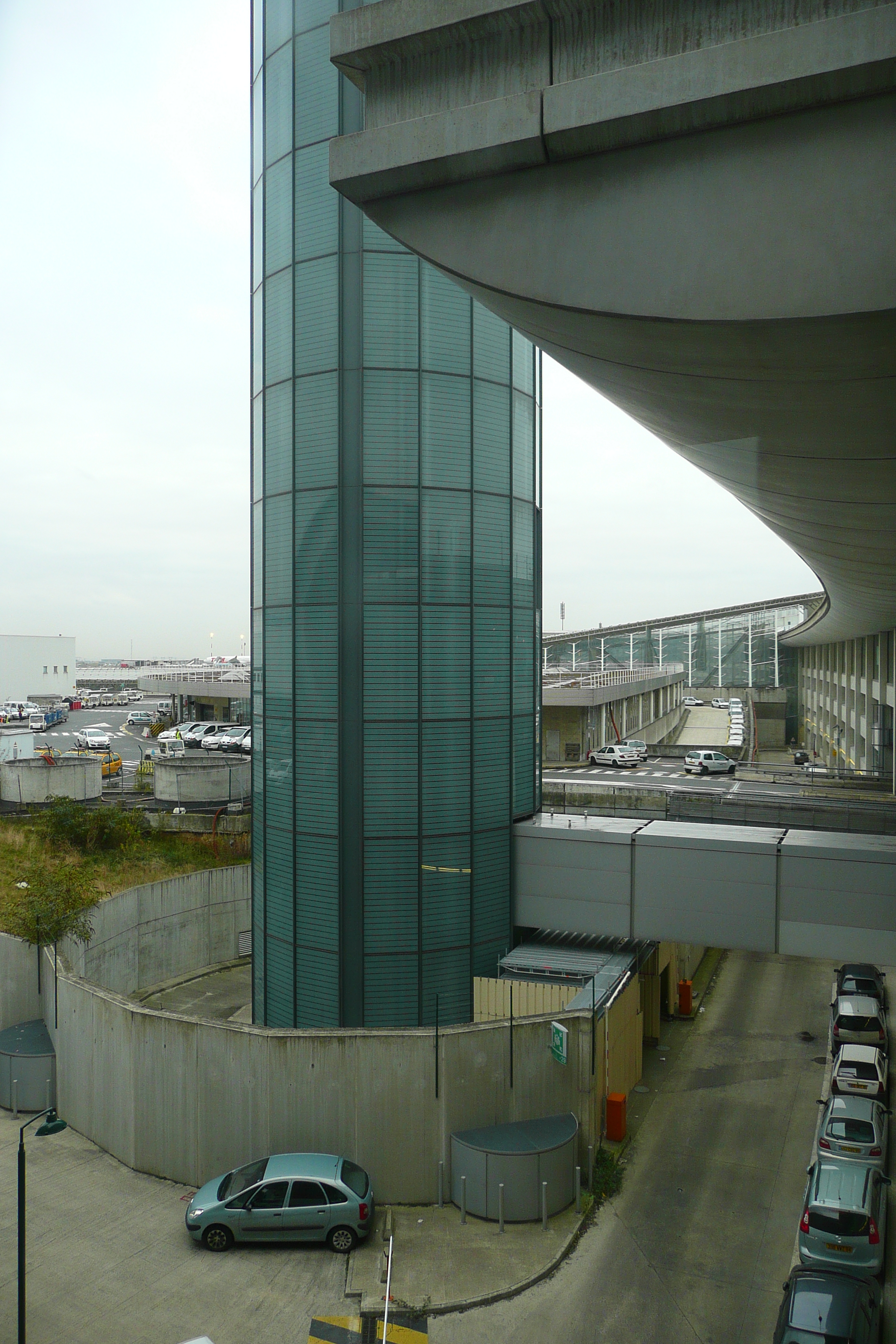 Picture France Paris Charles de Gaulle Airport 2007-11 11 - Discovery Paris Charles de Gaulle Airport