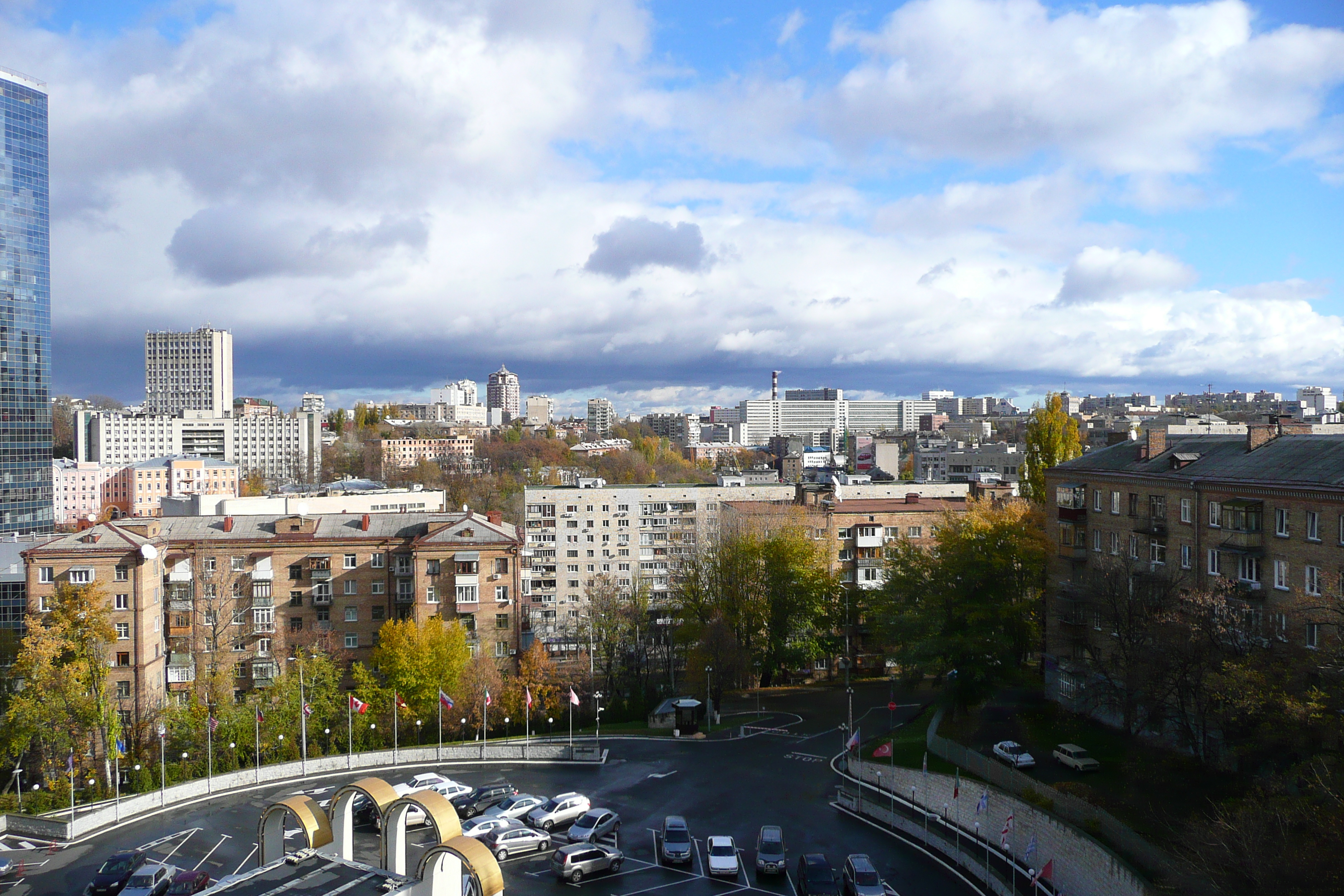 Picture Ukraine Kiev President Hotel 2007-11 12 - History President Hotel