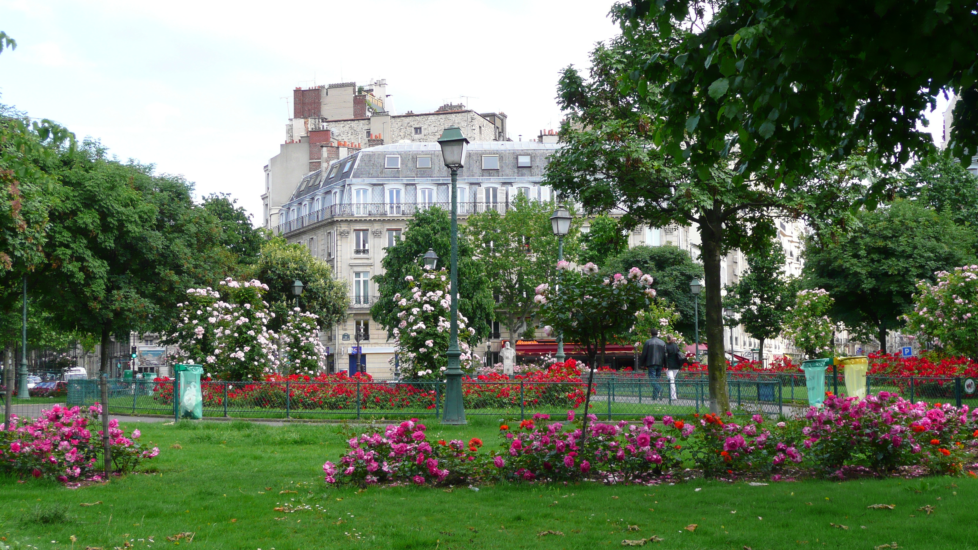 Picture France Paris 17th Arrondissement Place Pereire 2007-05 16 - Tours Place Pereire