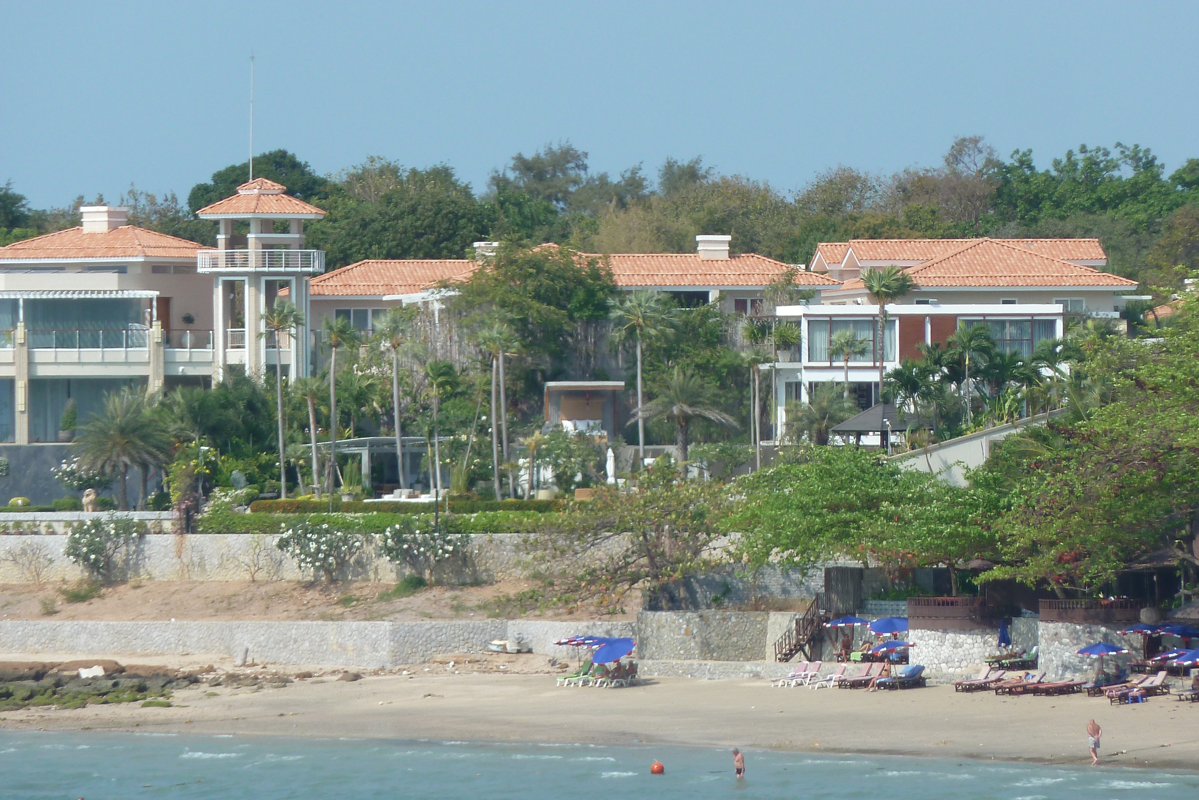 Picture Thailand Pattaya Golden cliff 2011-02 10 - Journey Golden cliff