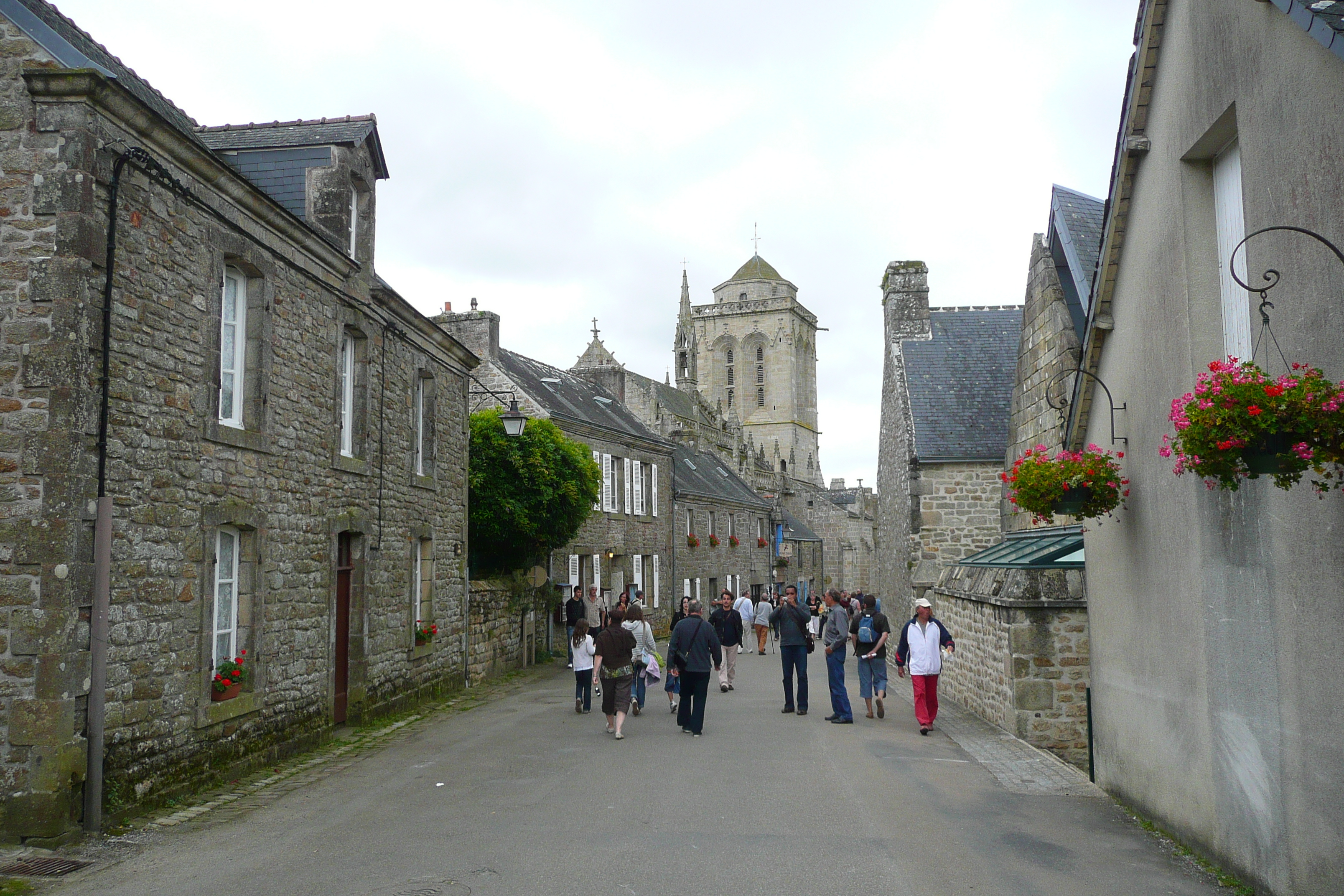 Picture France Locronan 2008-07 28 - History Locronan